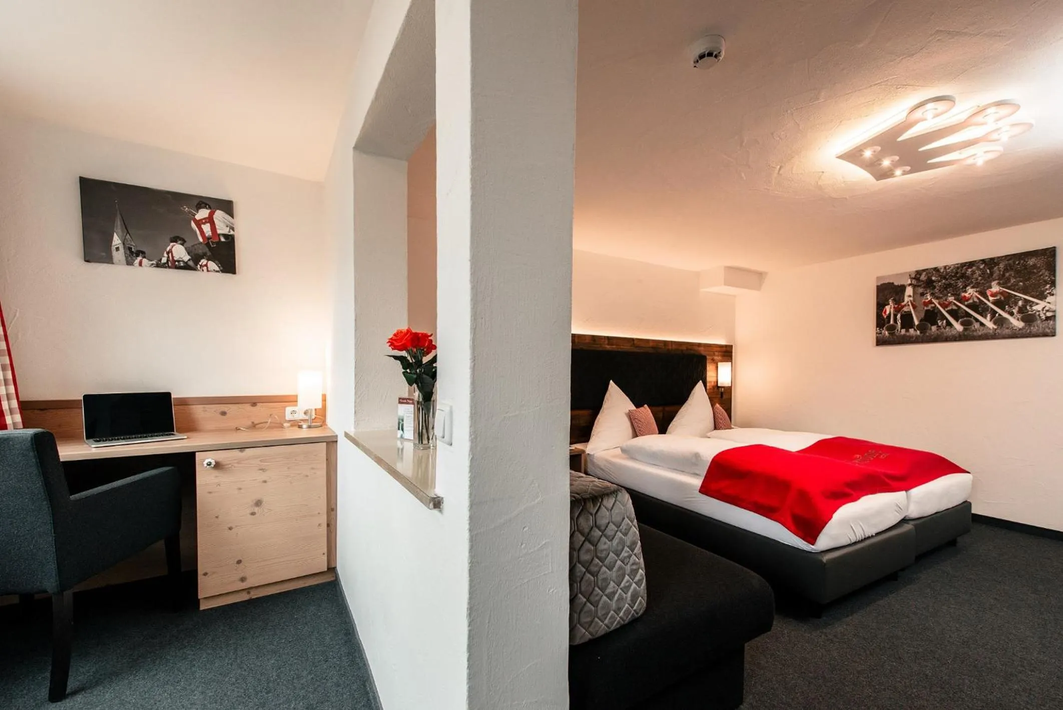 Photo of the whole room, Bed in Hotel Tradizio