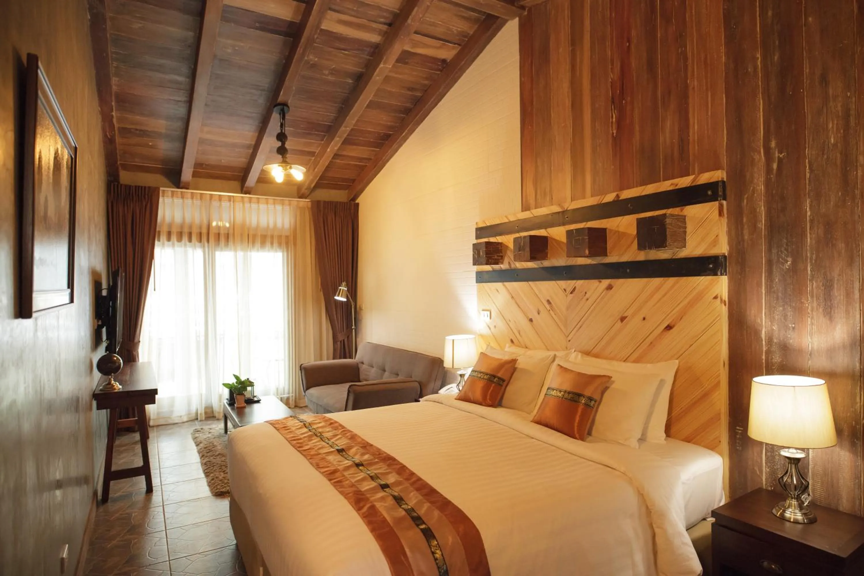 Bed in Sanae' Townhouse Chiang Mai