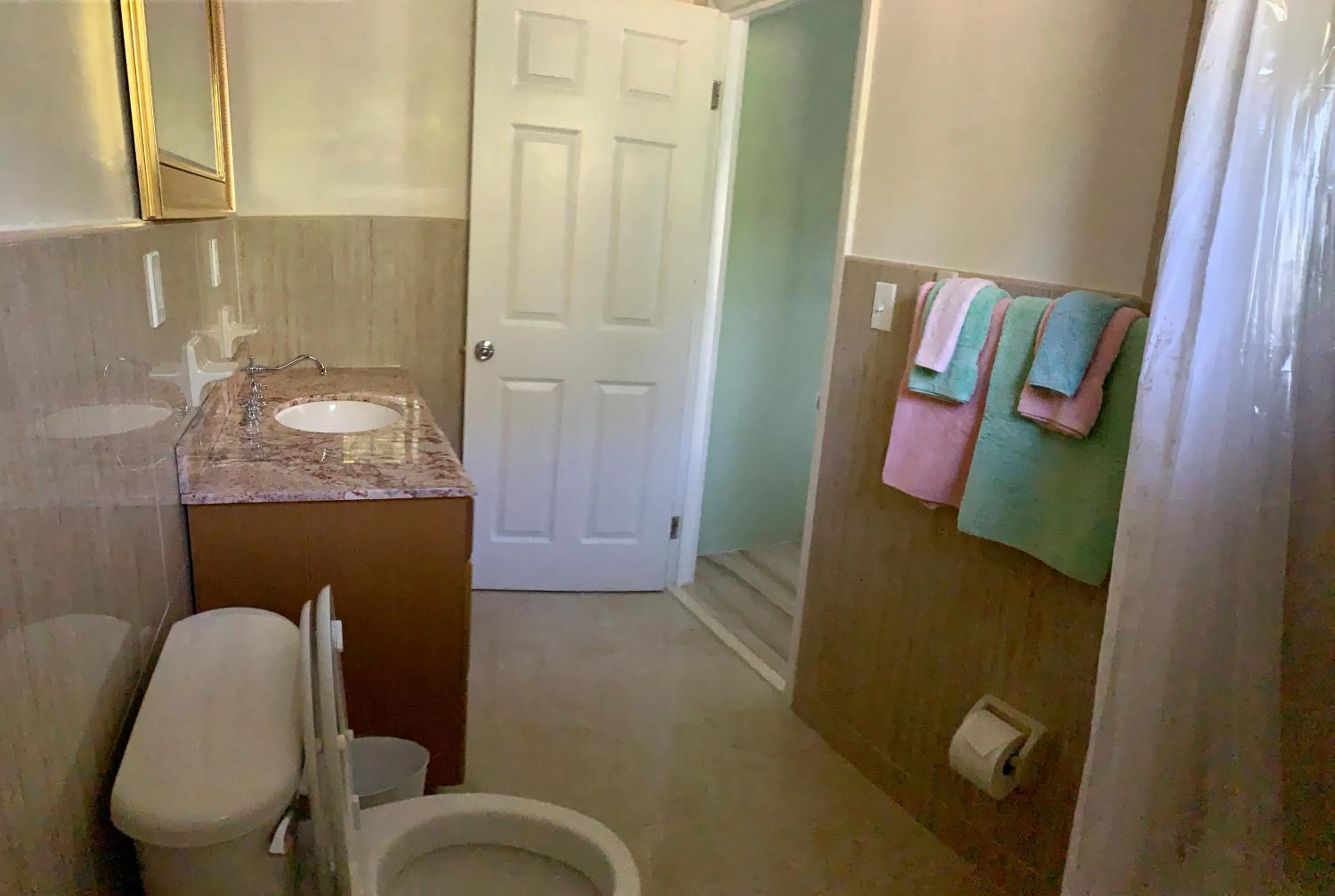 Bathroom in Dawson’s Hideaway