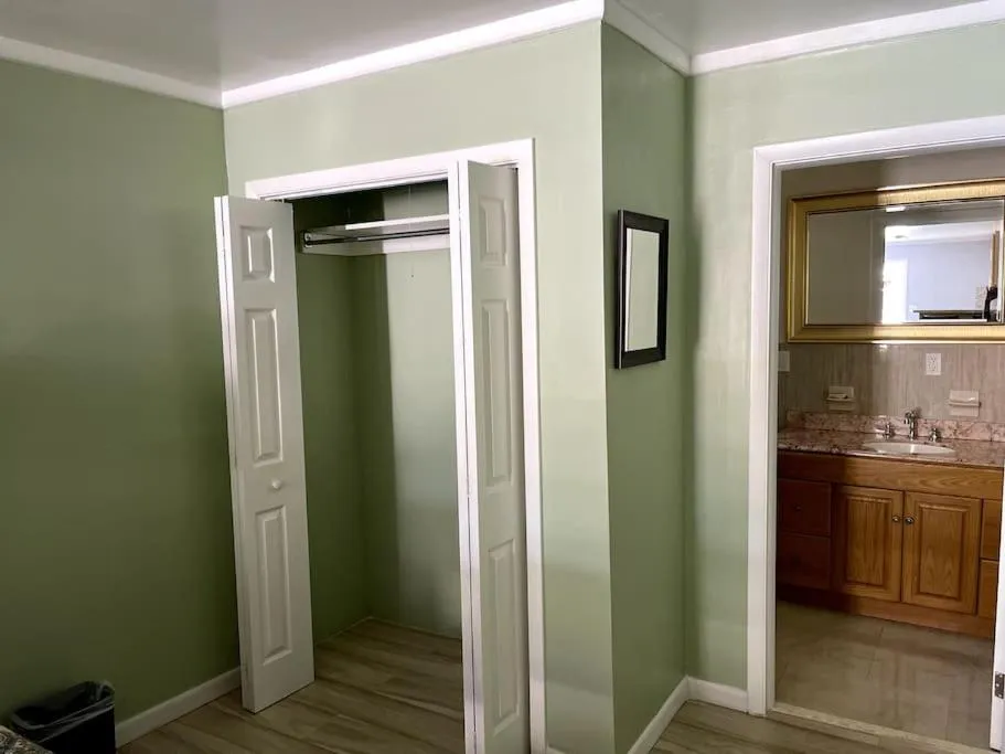 Bathroom in Dawson’s Hideaway