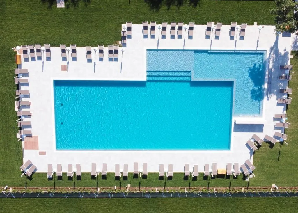 Swimming pool in Aldero Hotel