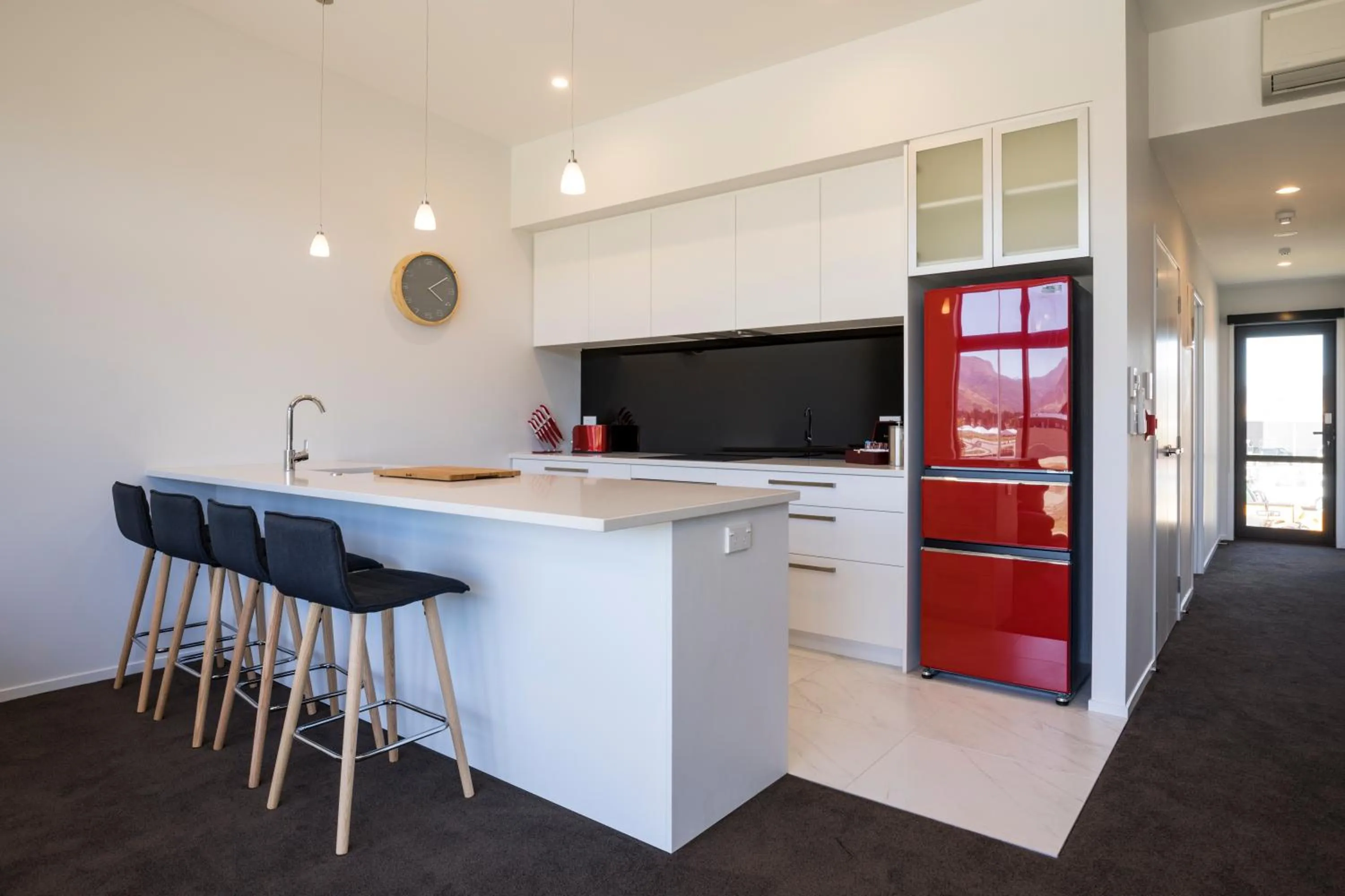 Kitchen or kitchenette in Central Park Apartments