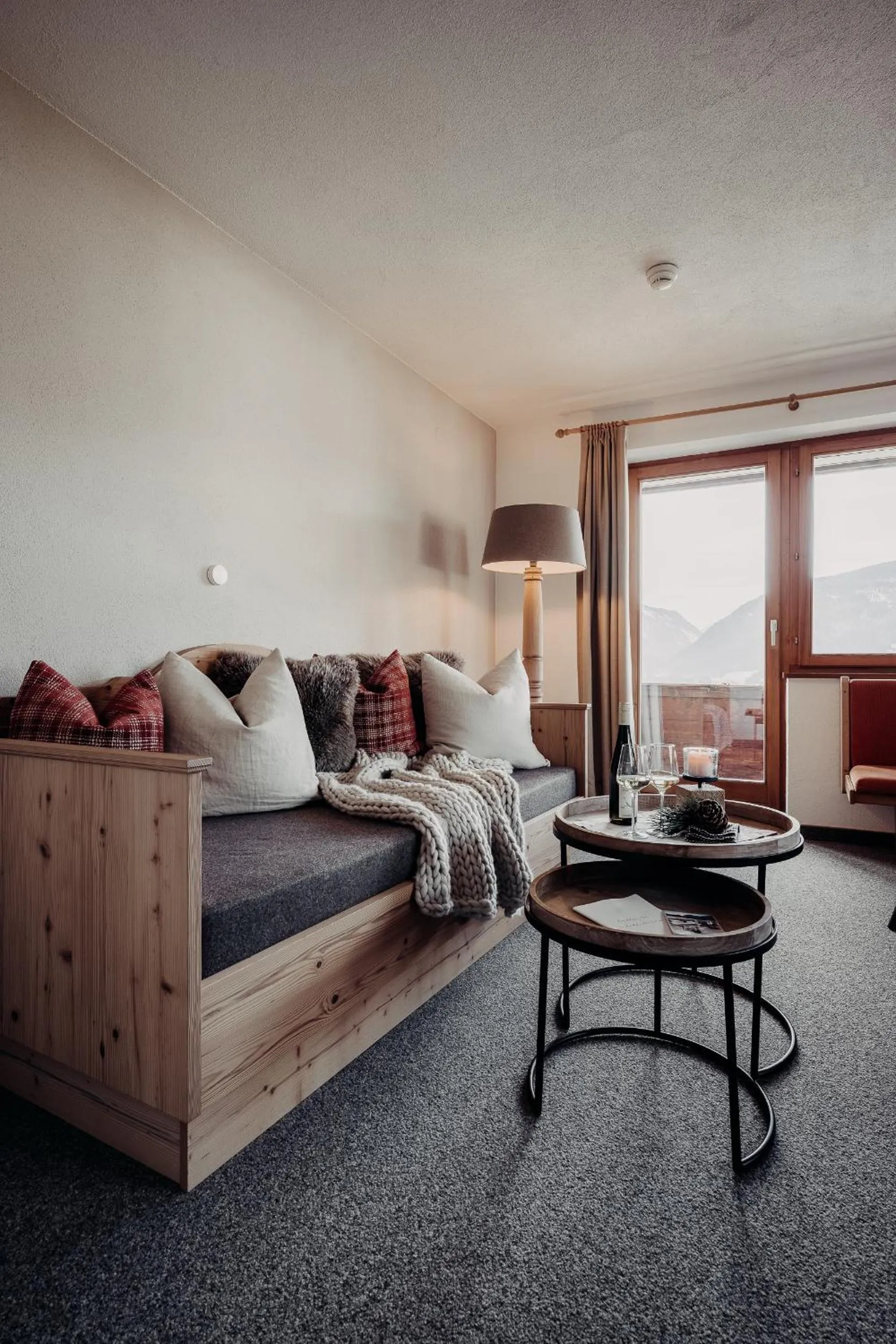 Living room, Bed in Alpenappartements Cristall