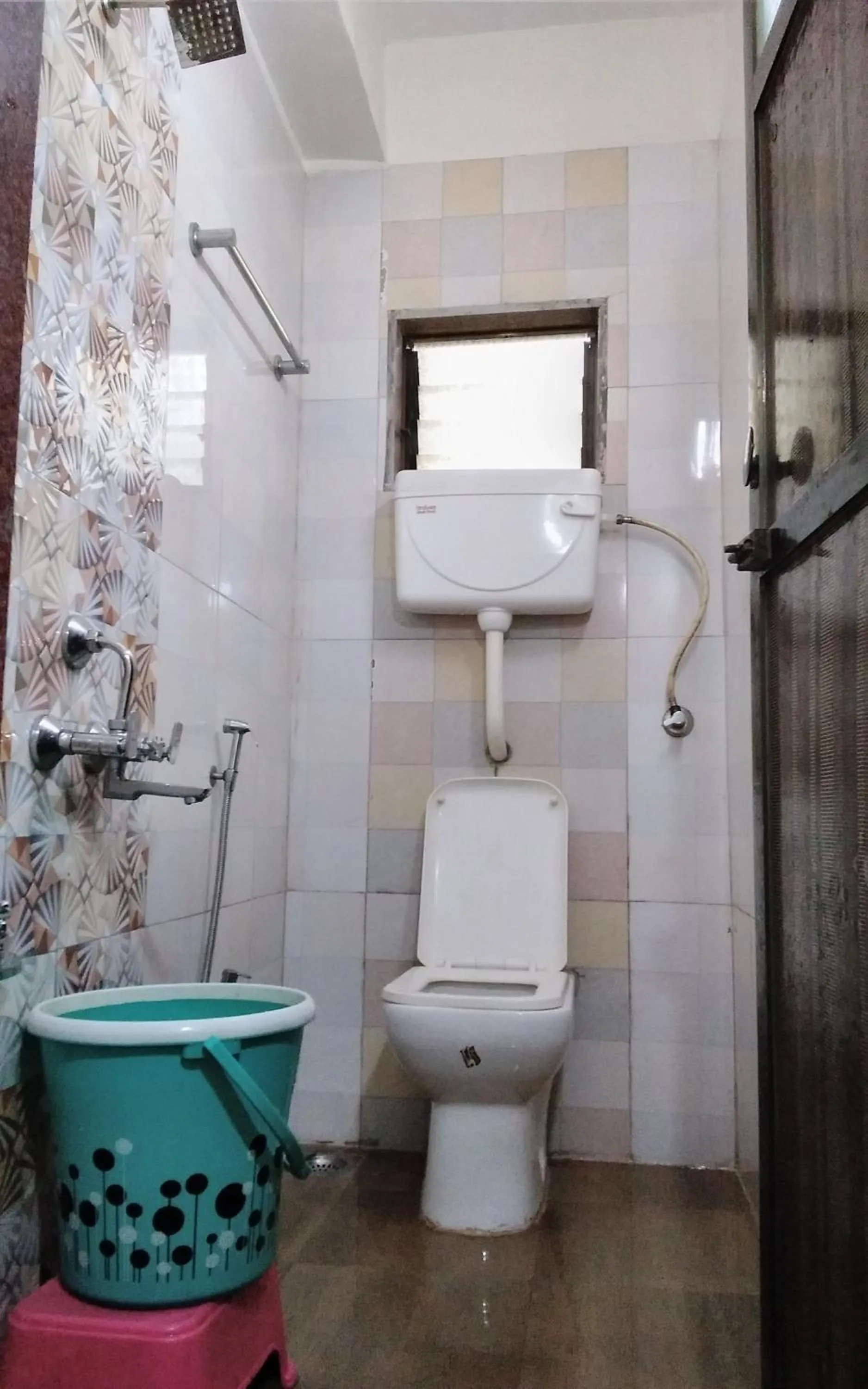 Bathroom in Om Datta Krupa Niwas Cottage