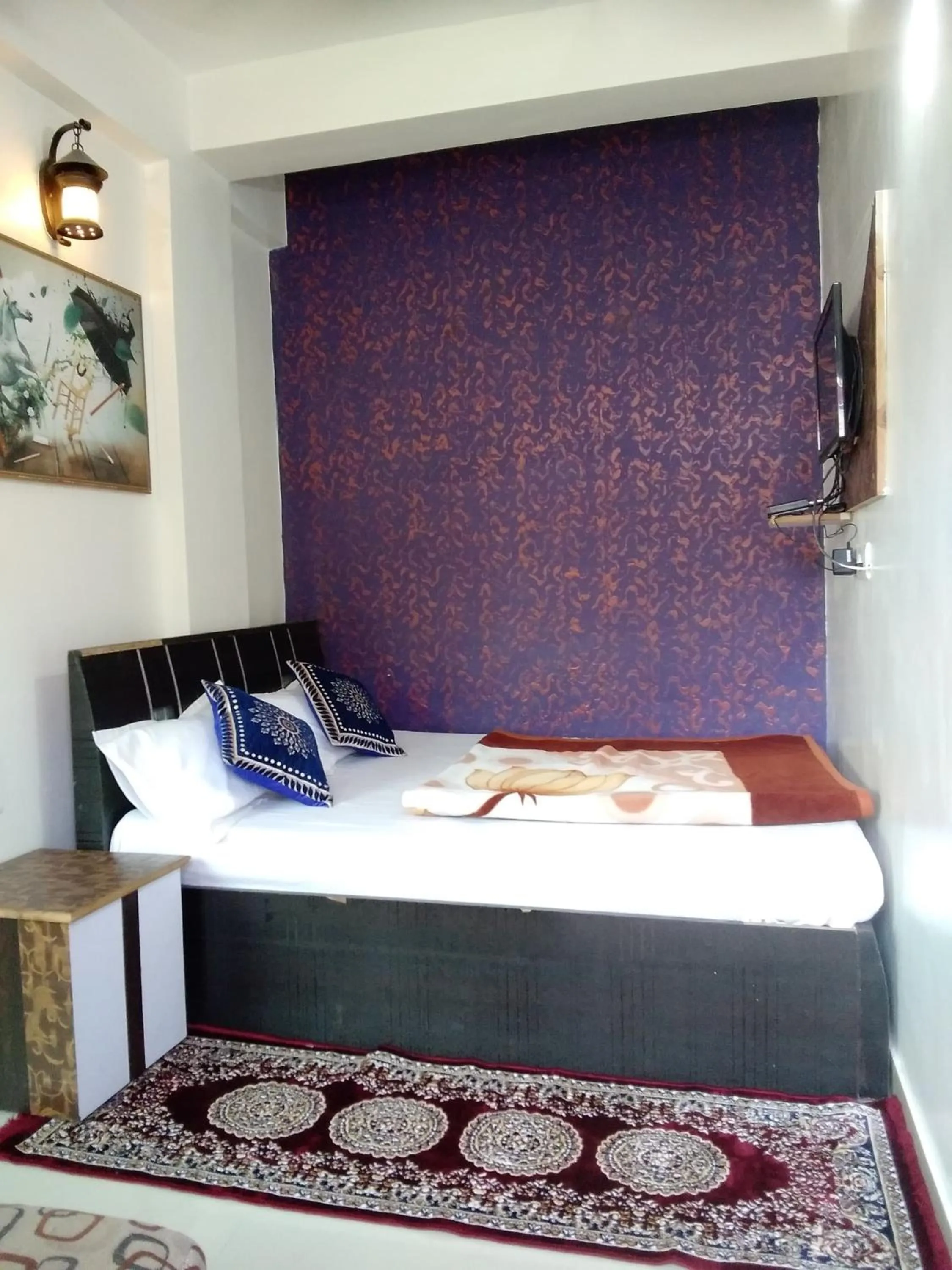 Bedroom, Bed in Om Datta Krupa Niwas Cottage