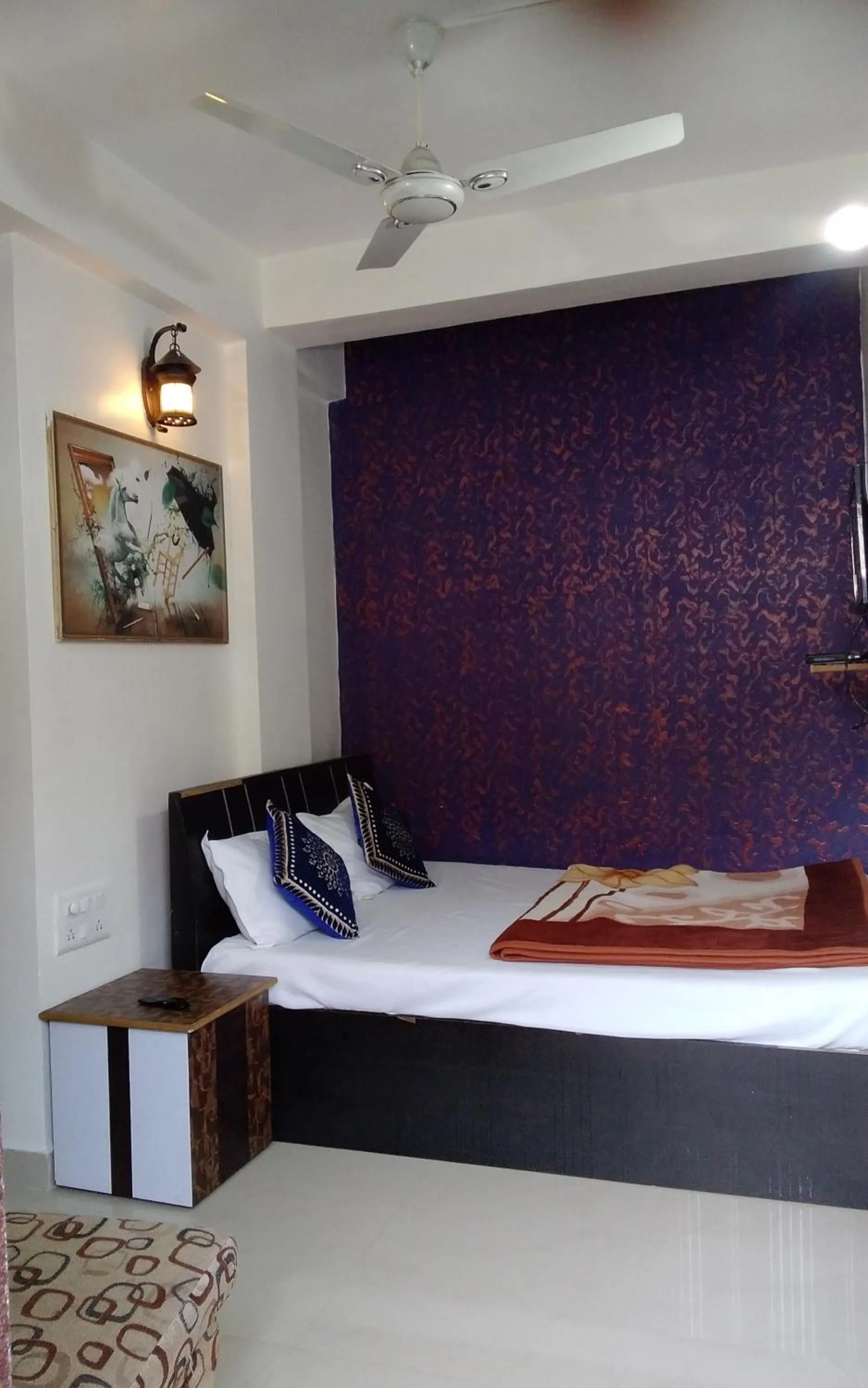 Bedroom, Bed in Om Datta Krupa Niwas Cottage
