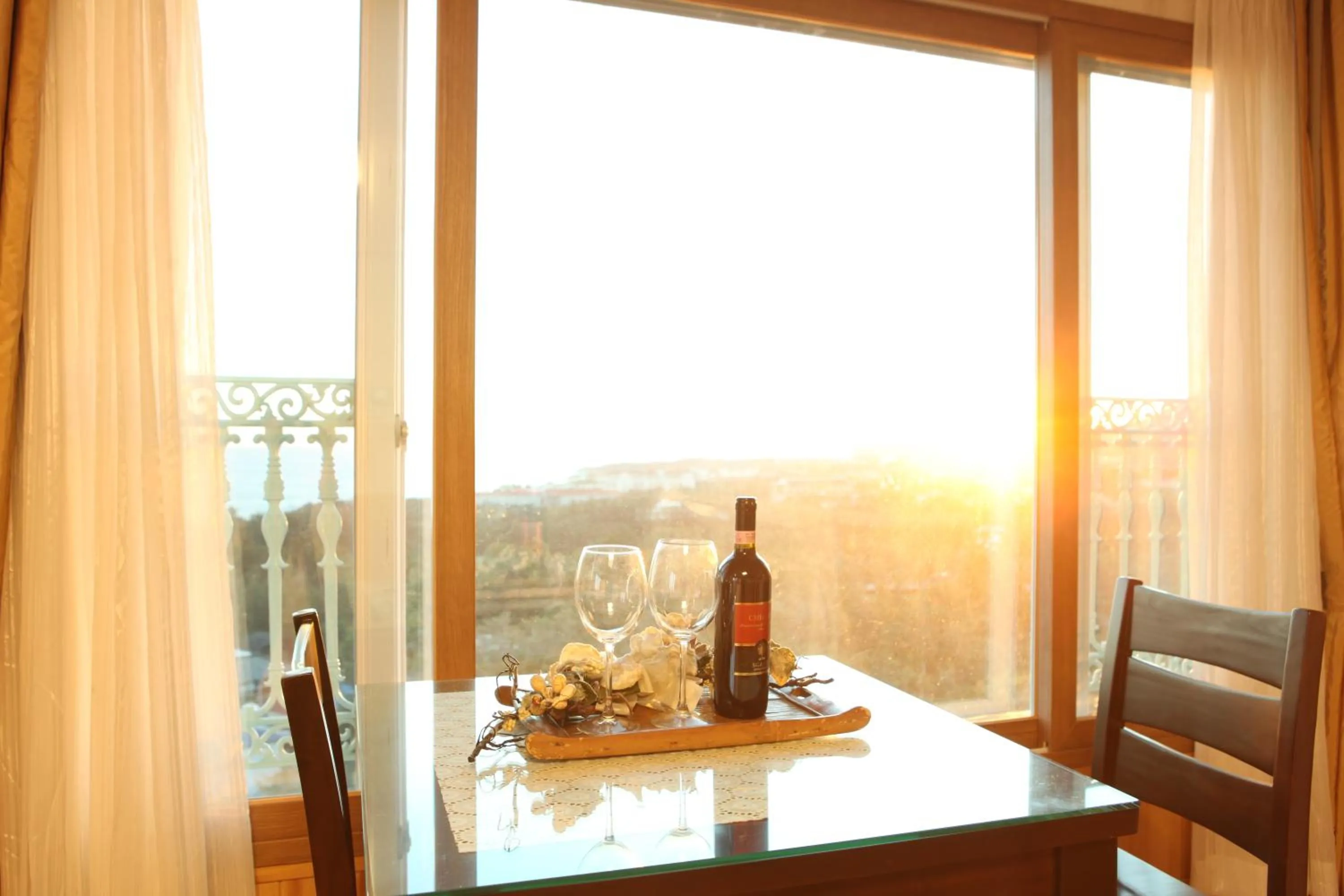 Property building in Jungmun Haesung Parktel