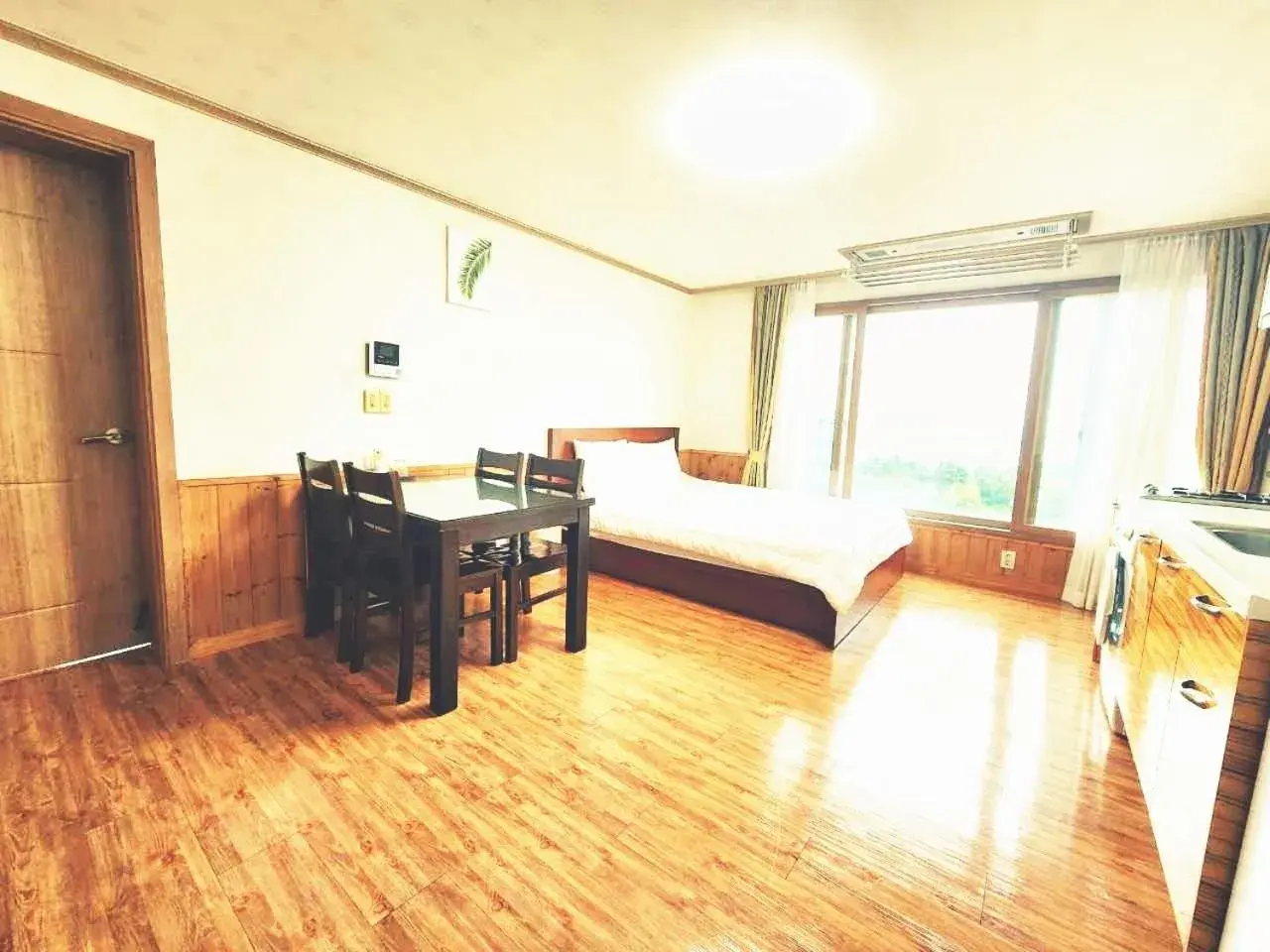 One-Bedroom House in Jungmun Haesung Parktel One-Bedroom House in Jungmun Haesung Parktel