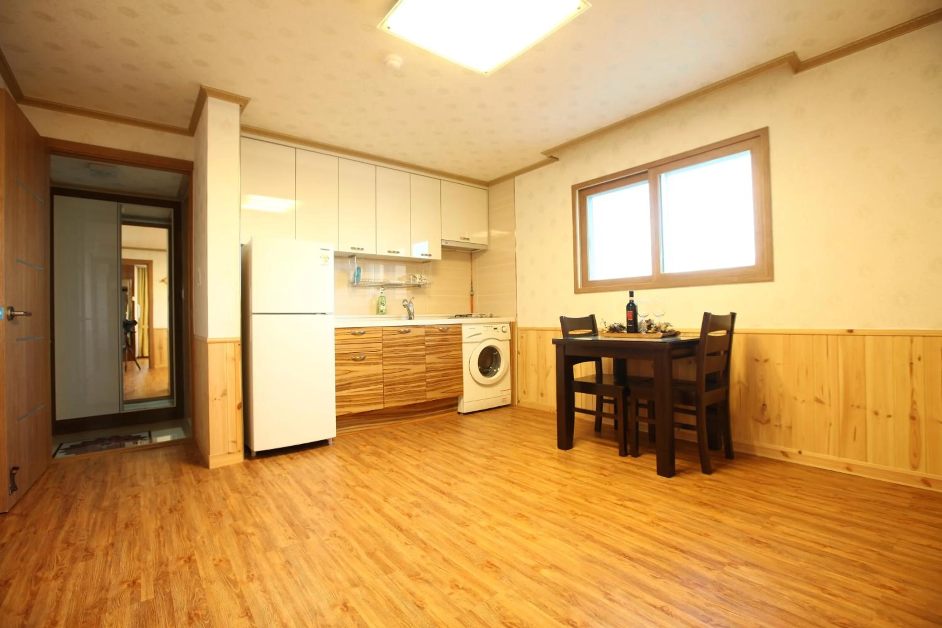 Jungmun Haesung Parktel