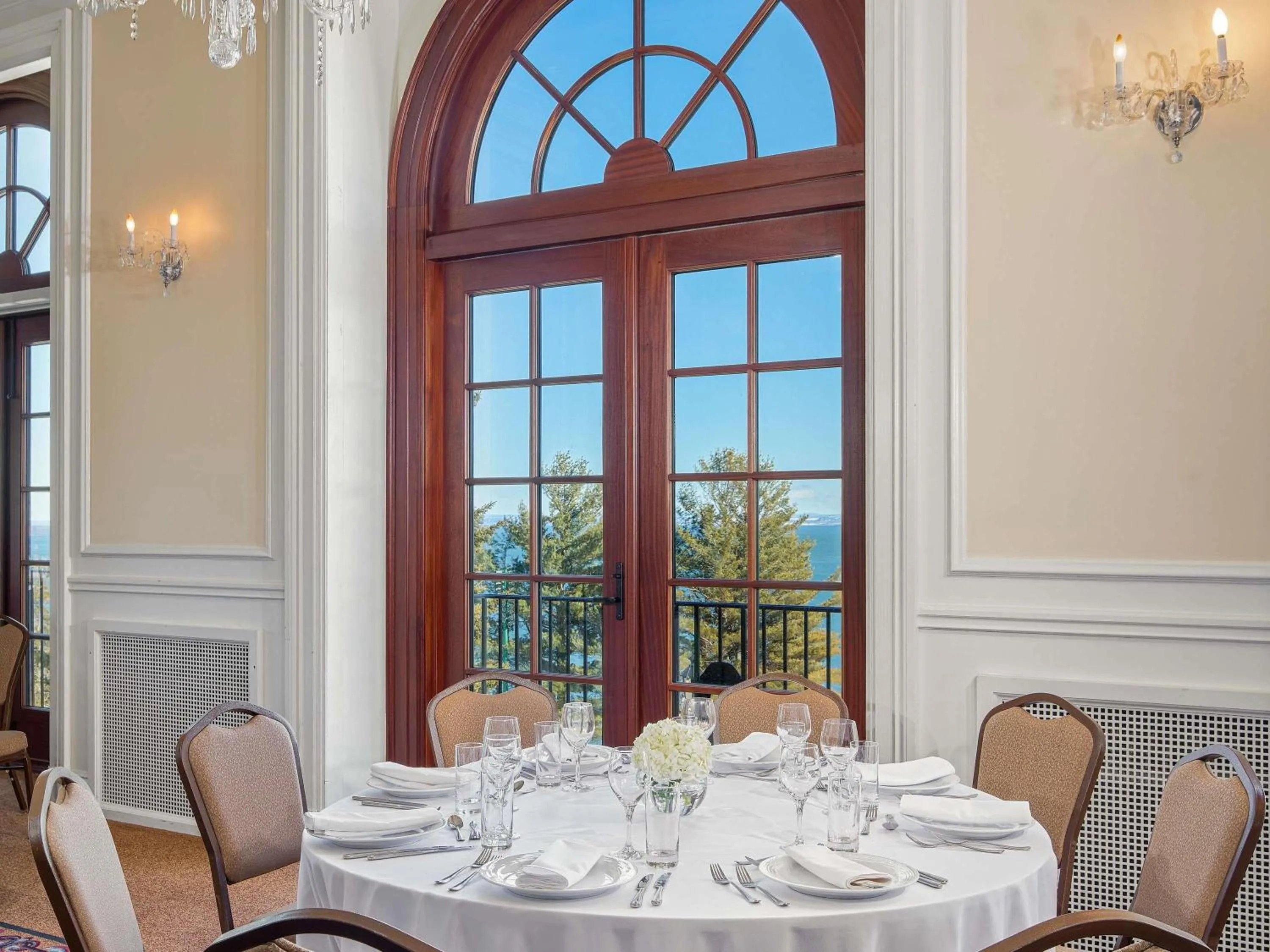 Meeting/conference room in Fairmont Le Manoir Richelieu