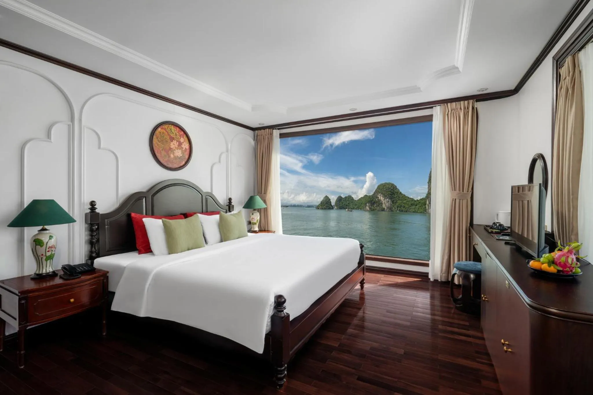 Bed in Garden Legend Cruise