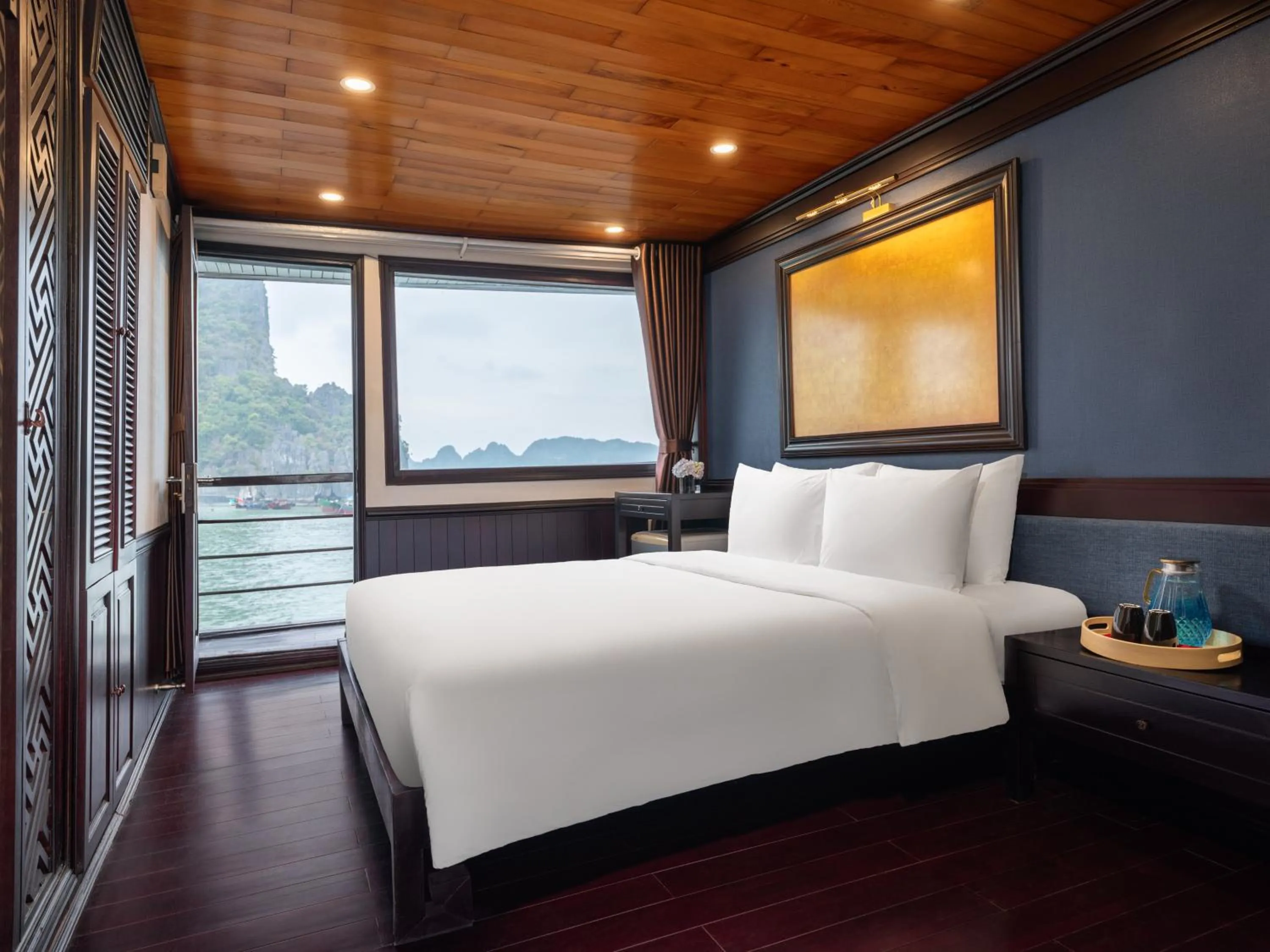 Bed in Garden Legend Cruise