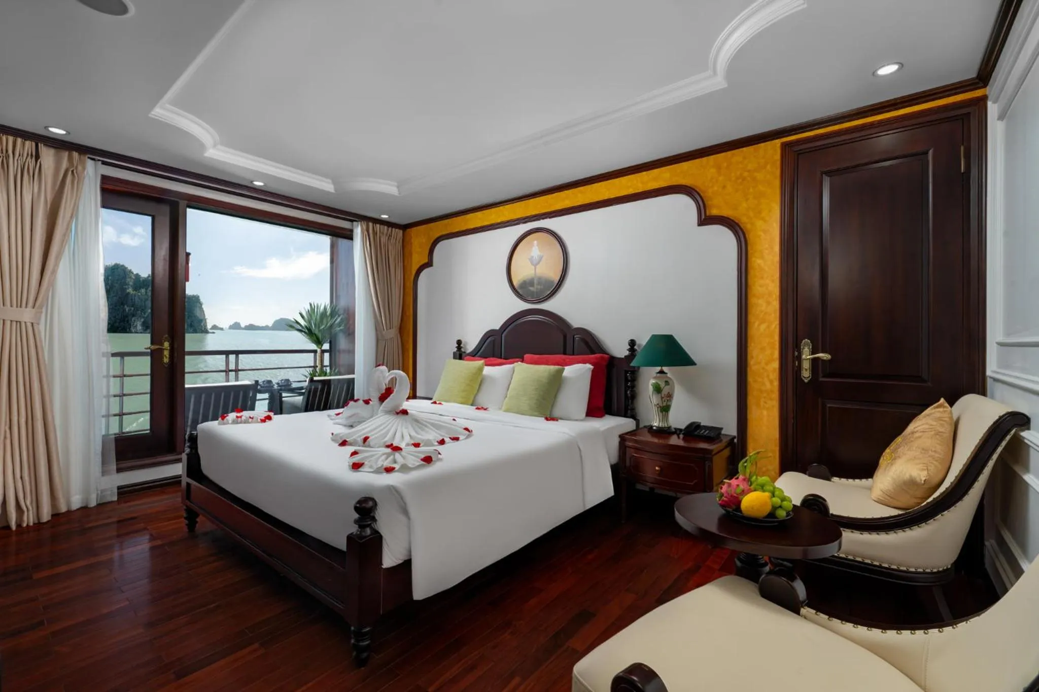 Bed in Garden Legend Cruise