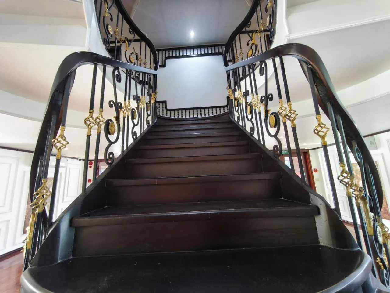 Garden Legend Cruise