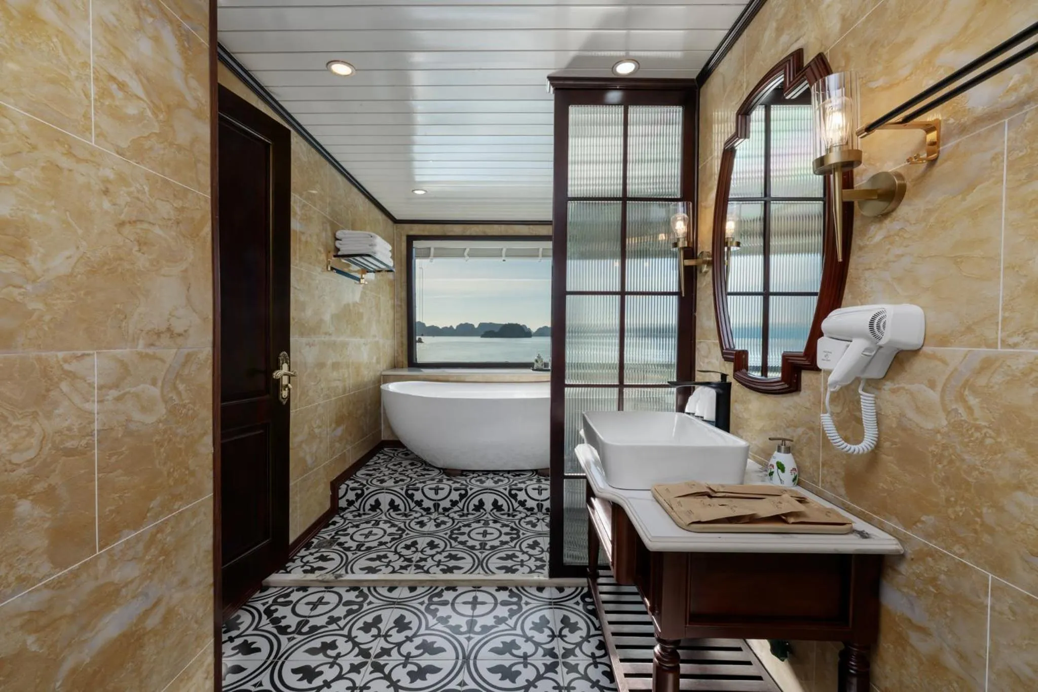 Garden Legend Cruise