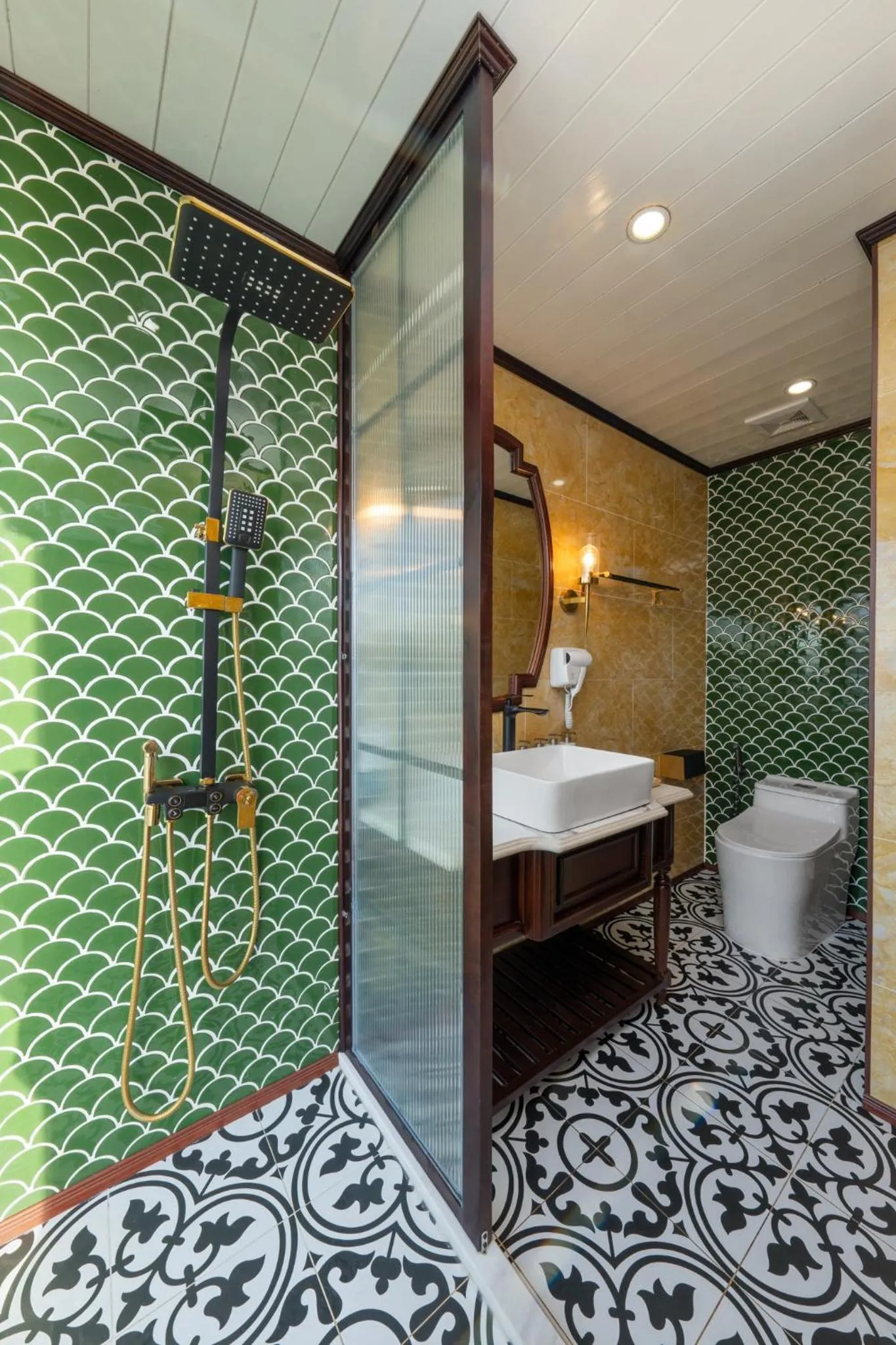 Garden Legend Cruise