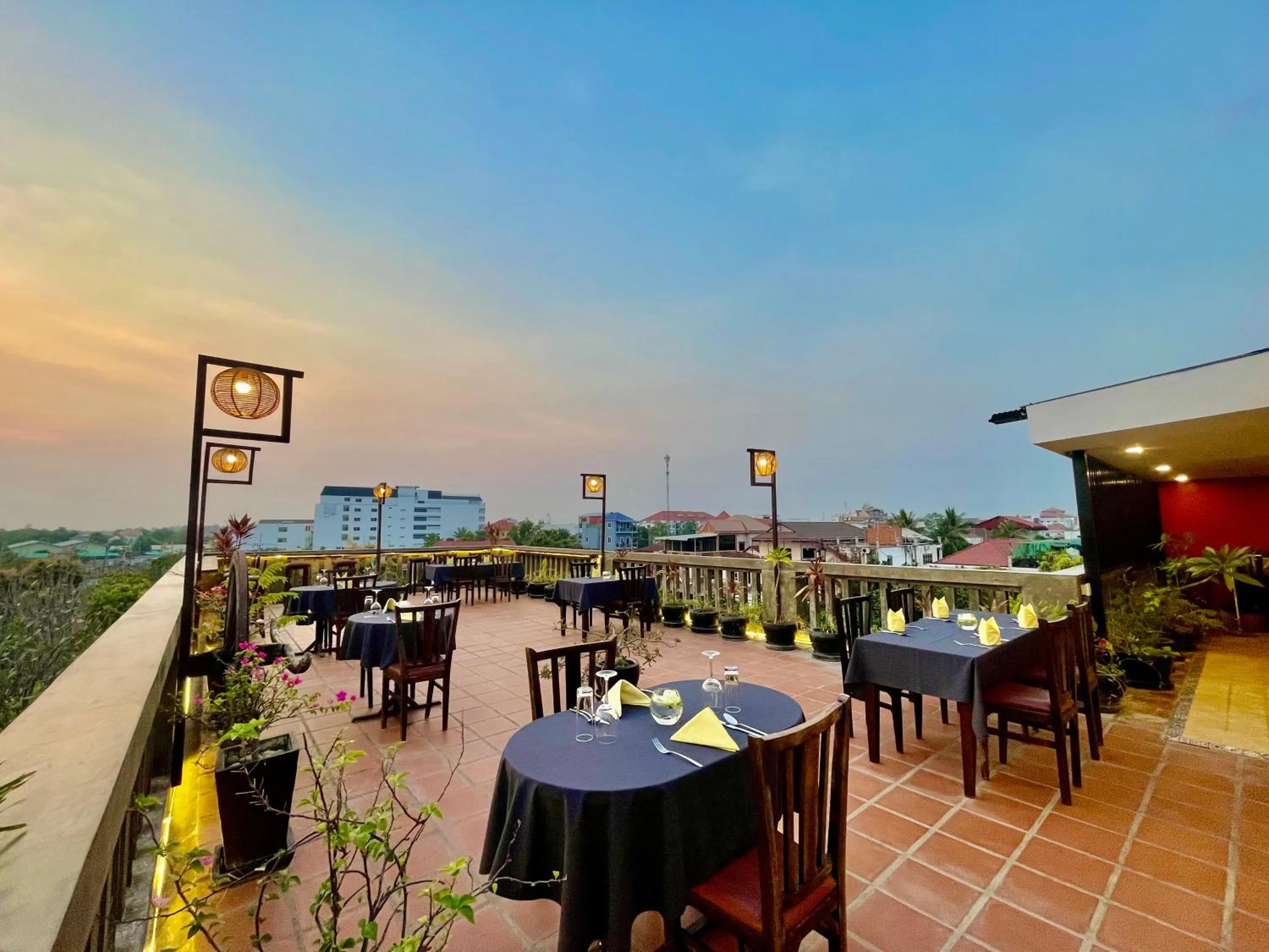 Restaurant/places to eat in Won Residence & Spa