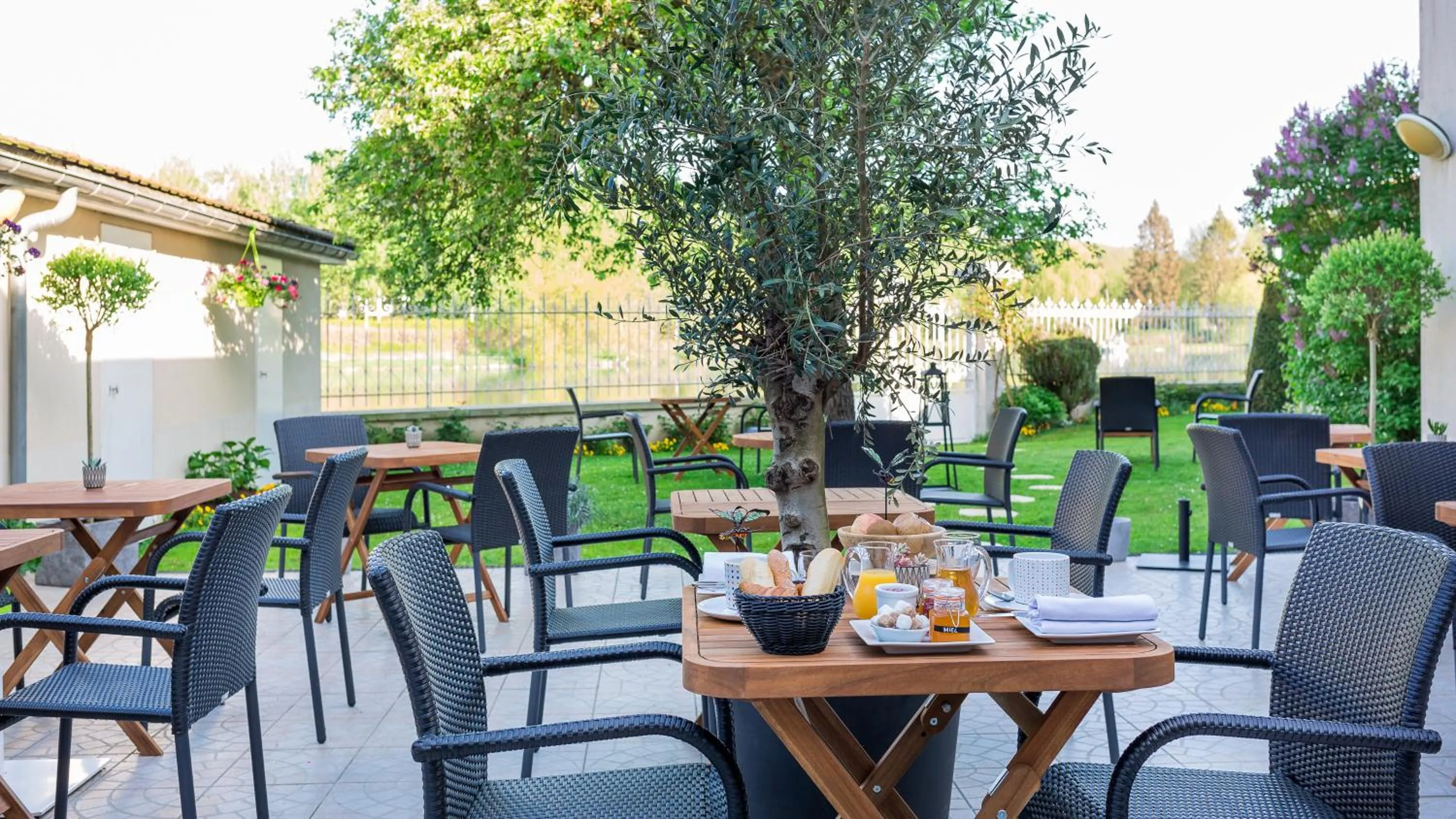 Breakfast in Beau Rivage