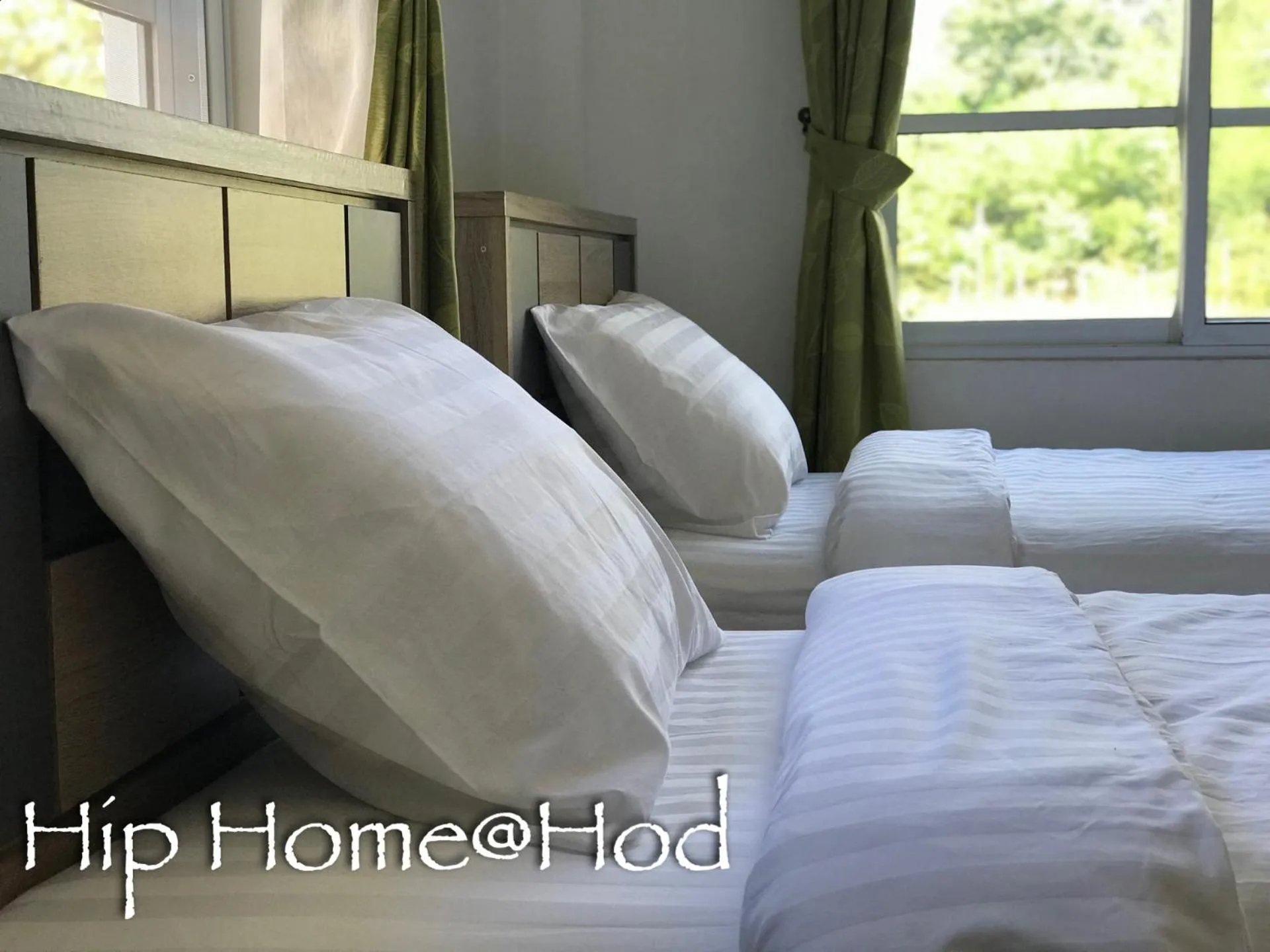 Bed in Hip Home at Hod