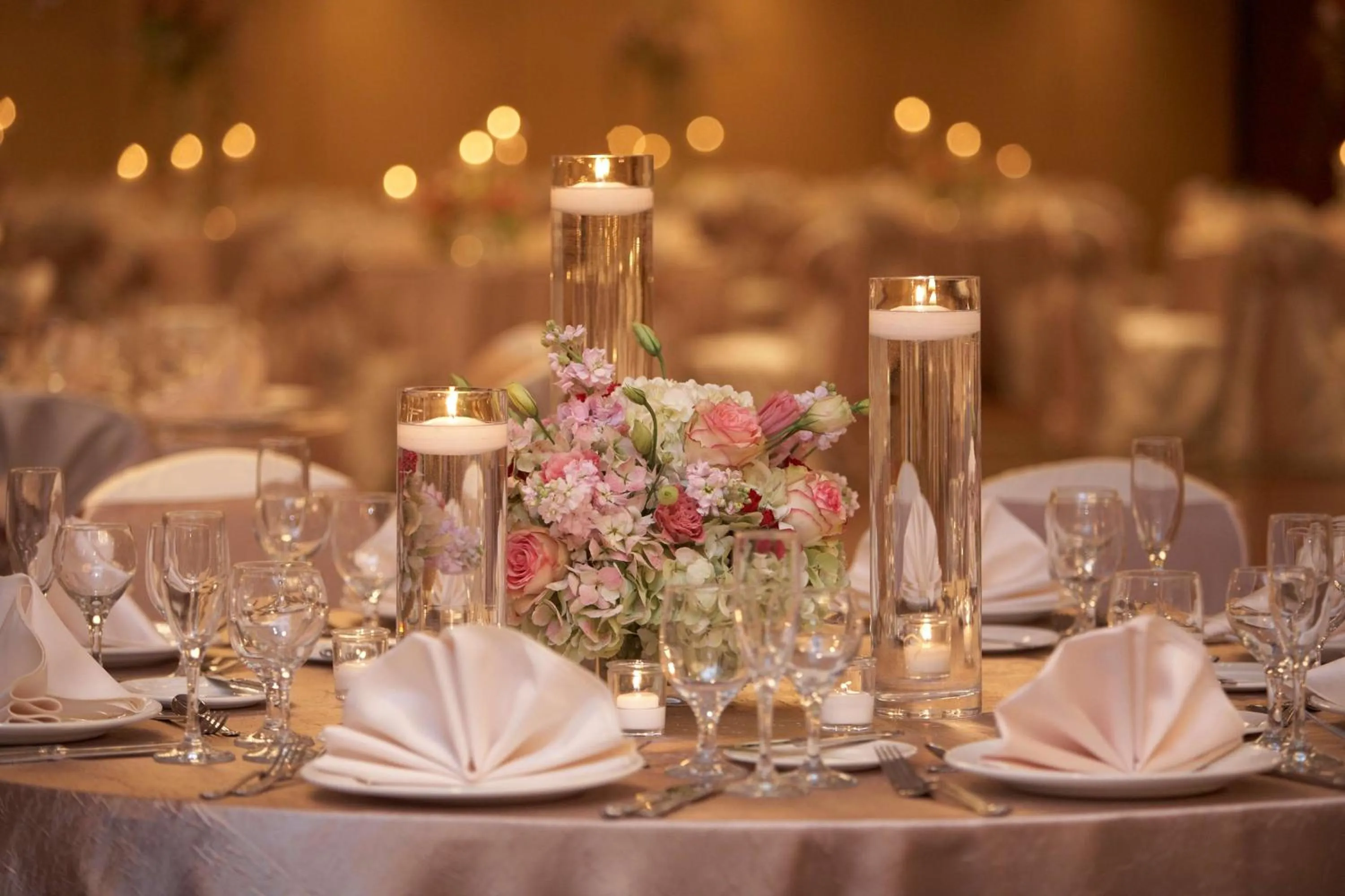 Meeting/conference room in Hilton Chicago/Northbrook