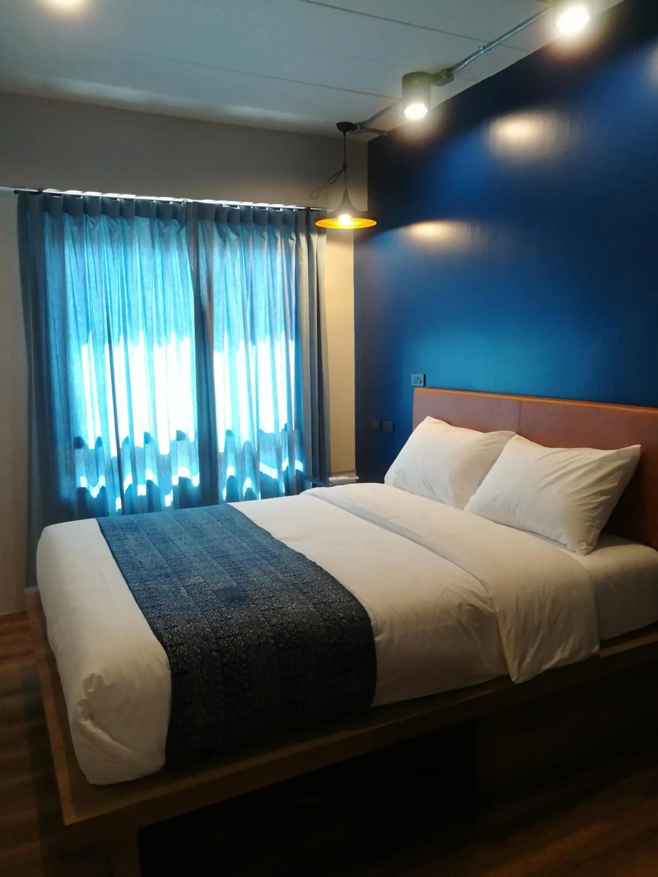 Photo of the whole room, Bed in Natee Hostel