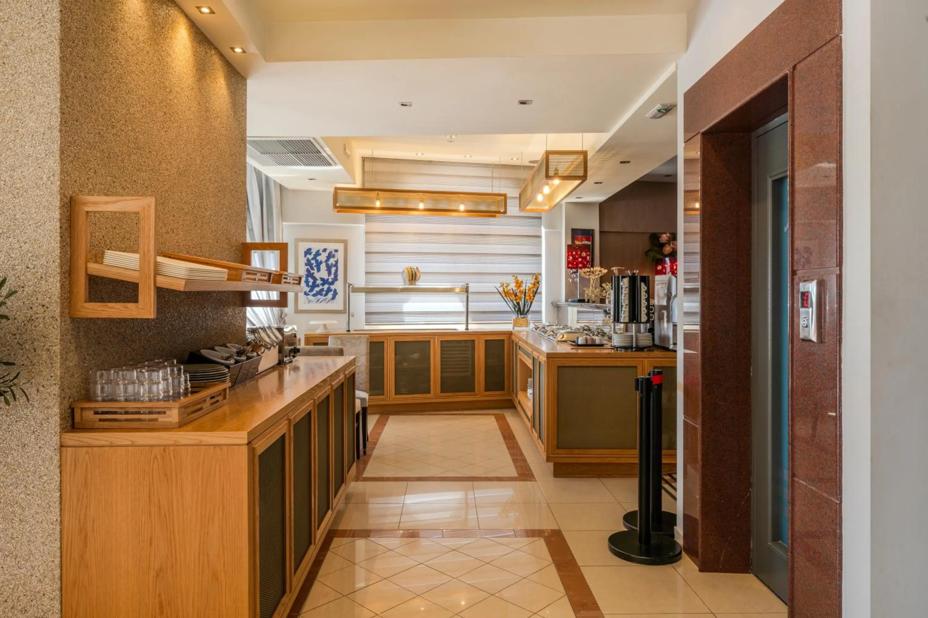 TV and multimedia in Plaza Hotel