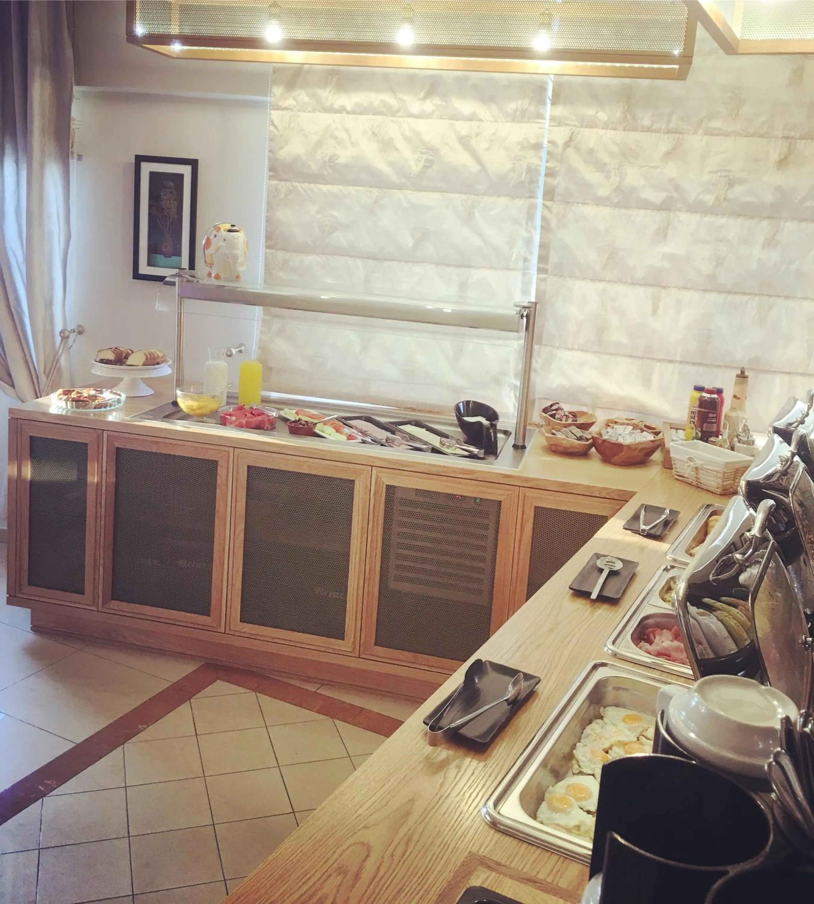 Buffet breakfast in Plaza Hotel