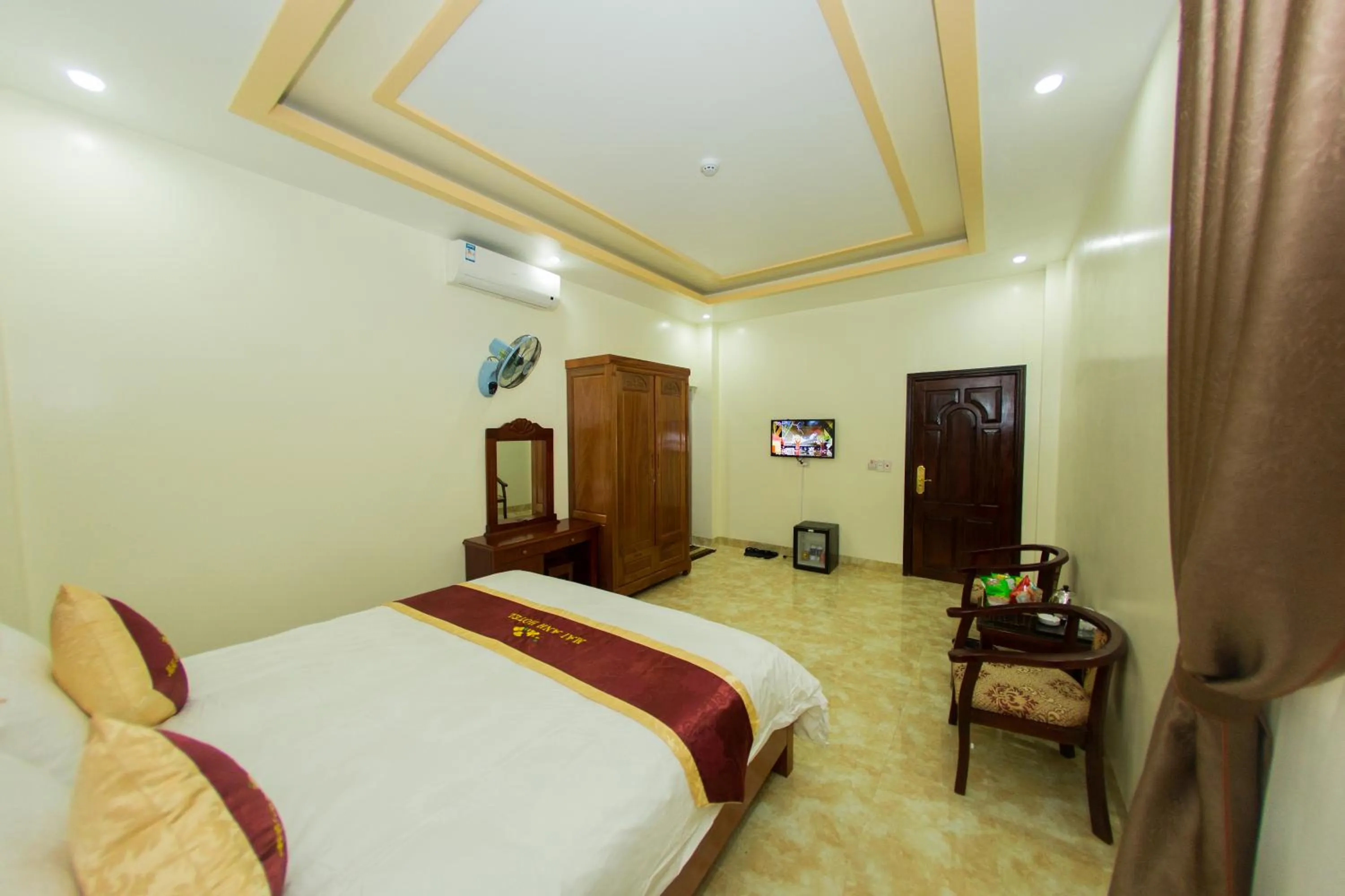 Bed in Mai Anh Hotel