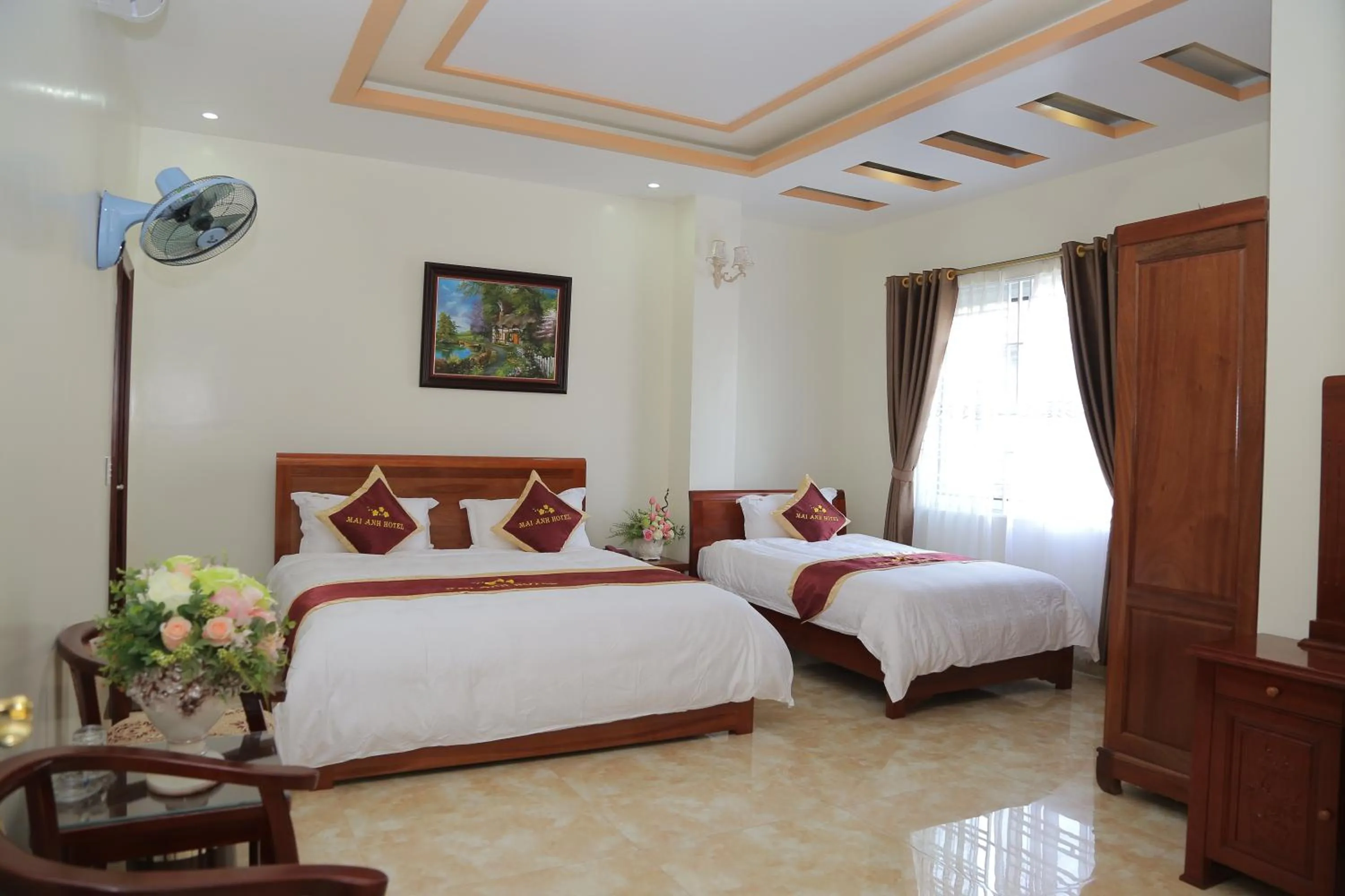 Photo of the whole room, Bed in Mai Anh Hotel