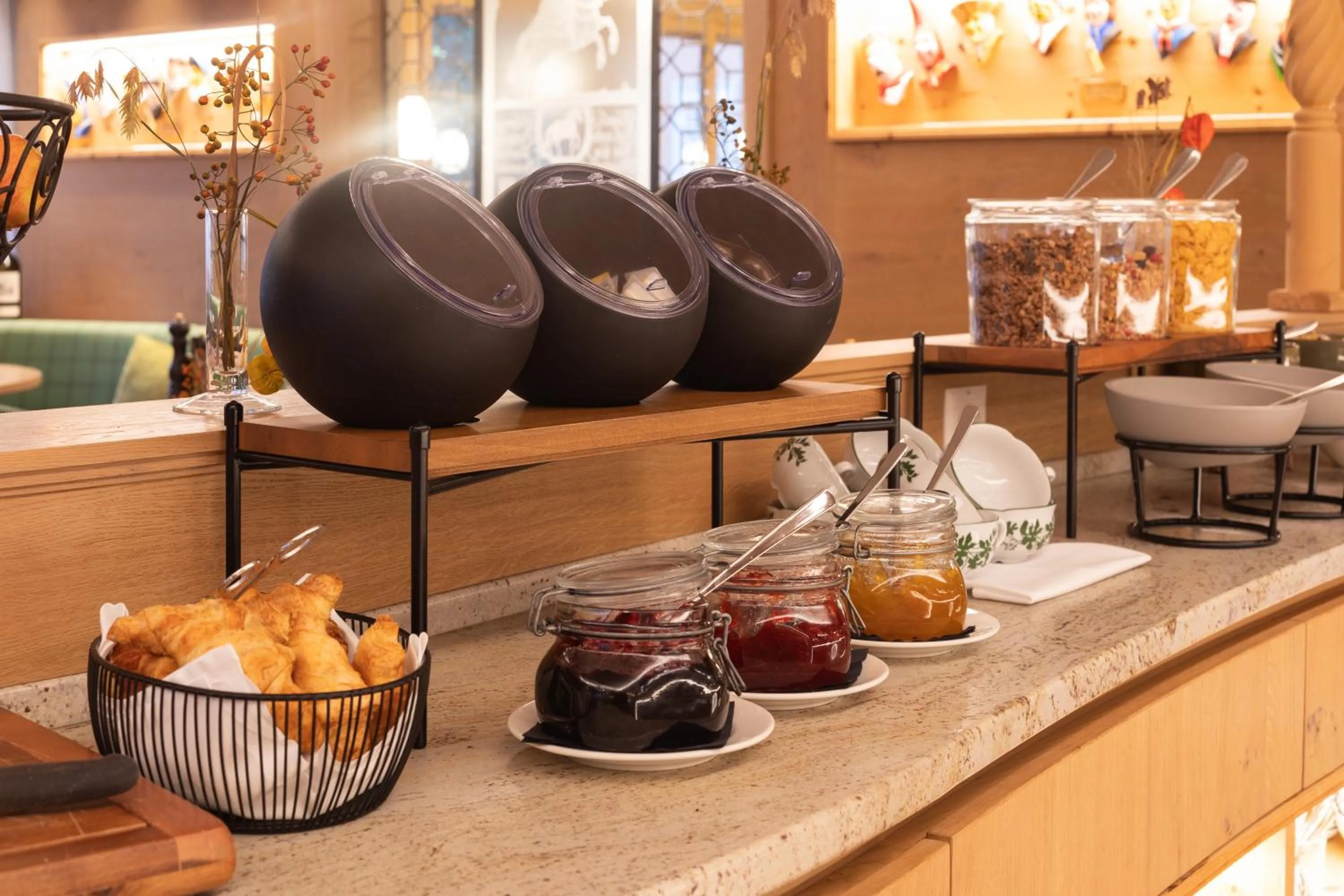 Restaurant/places to eat in Wysses Rössli