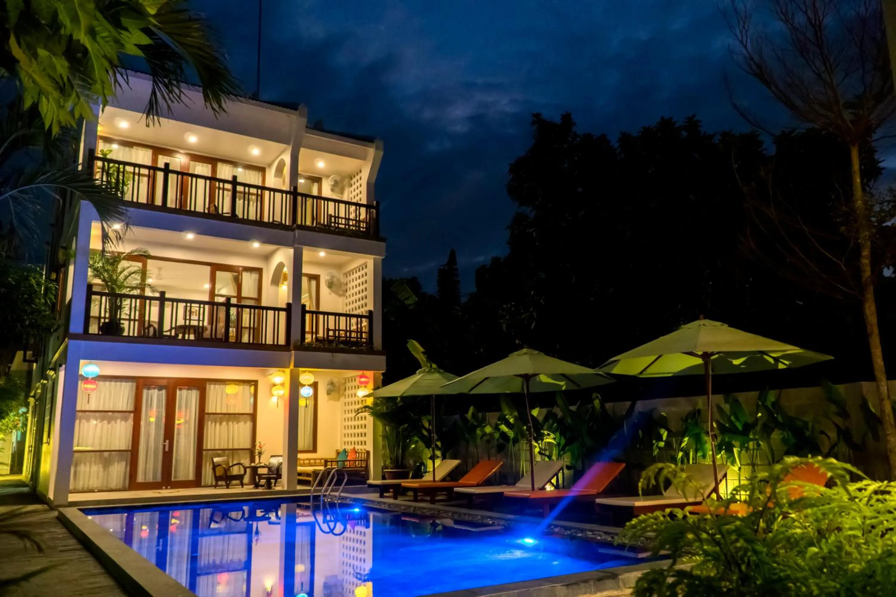 Swimming pool in Louis Villa Hoi An