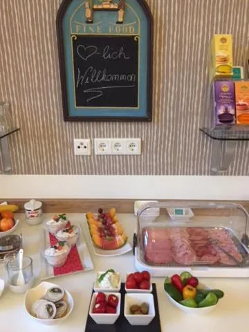 Breakfast in Hotel Bellini