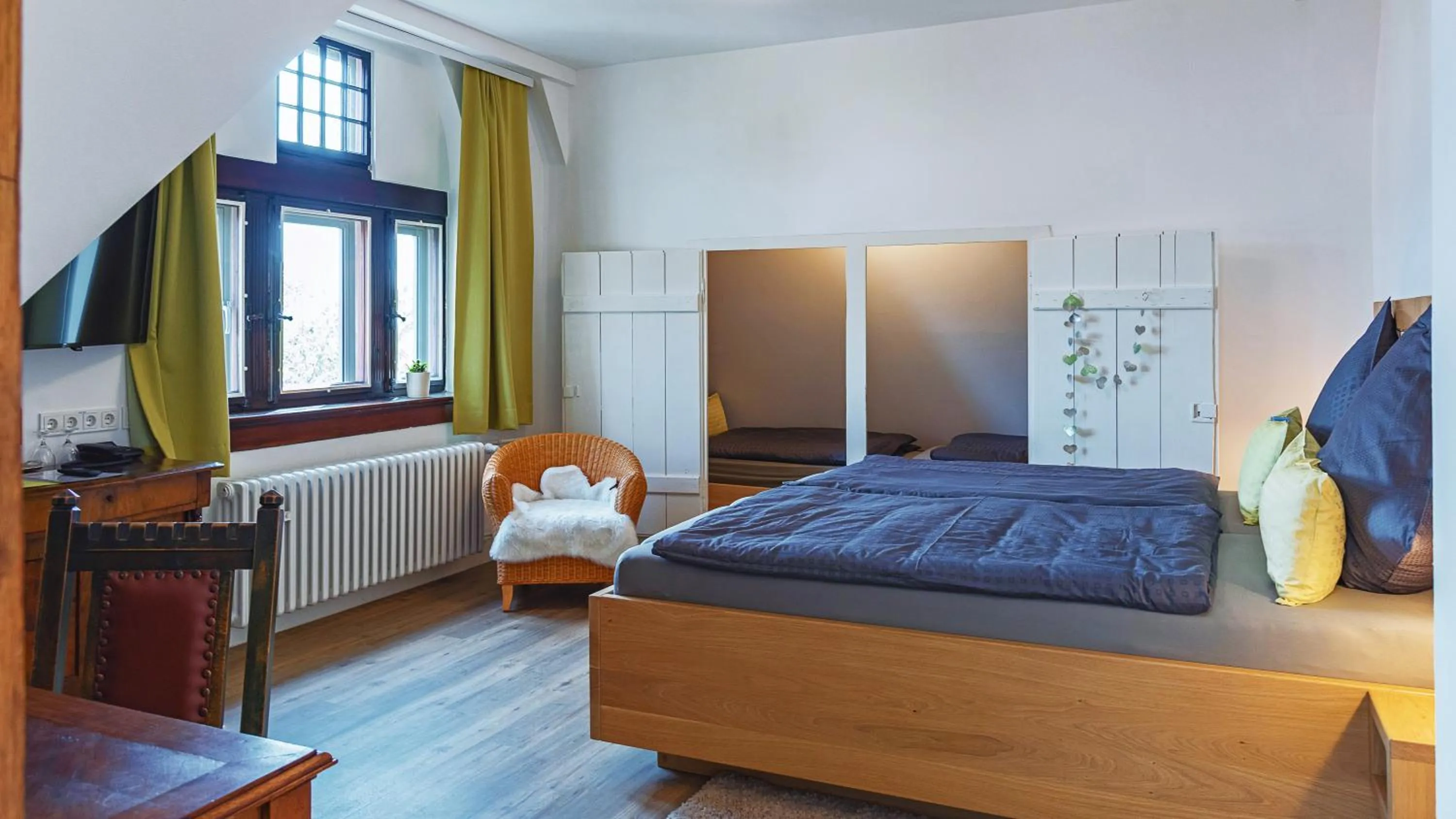 Photo of the whole room, Bed in Altes Amtsgericht Oppenheim