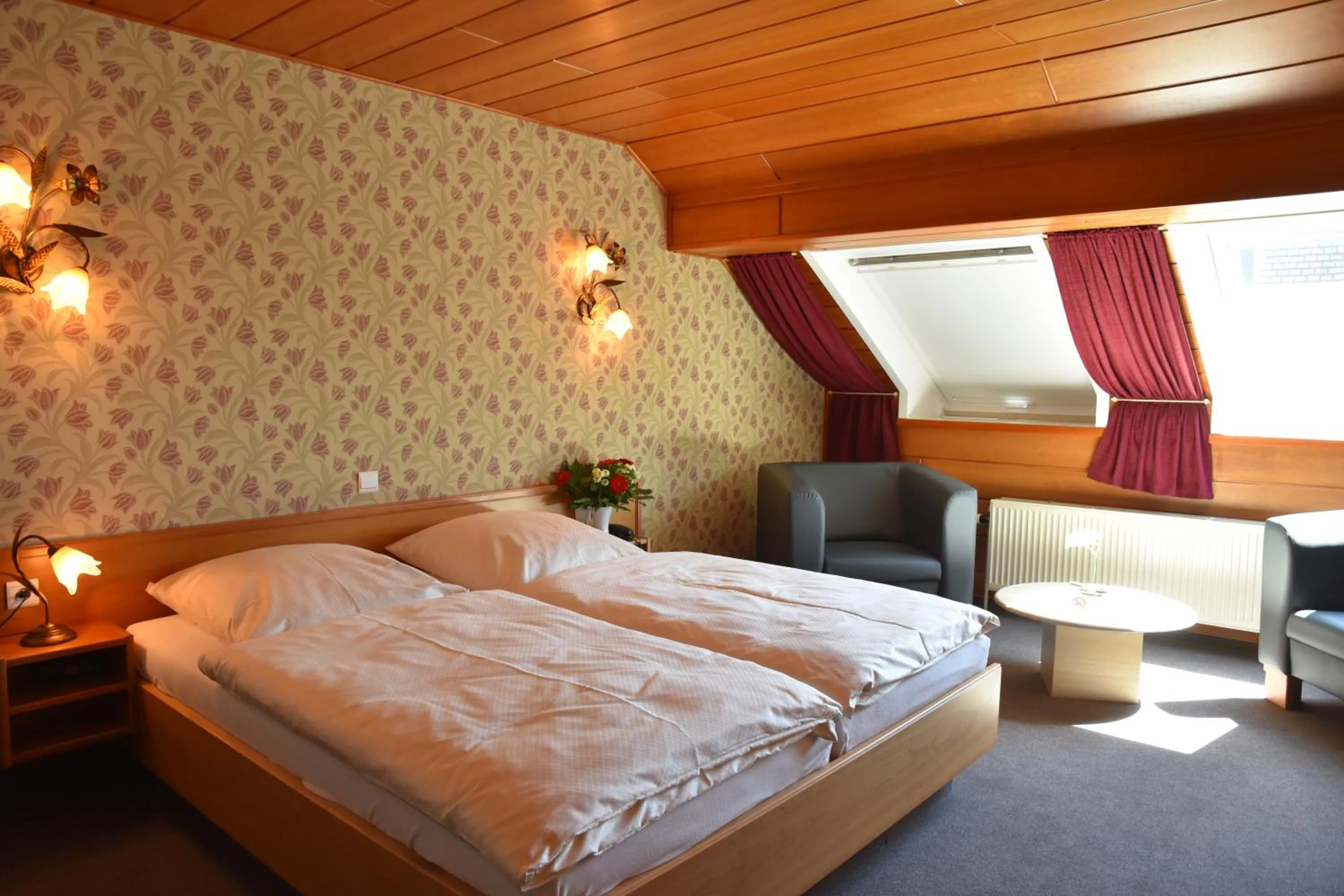 Day, Bed in Hotel Haus Tiefenbach