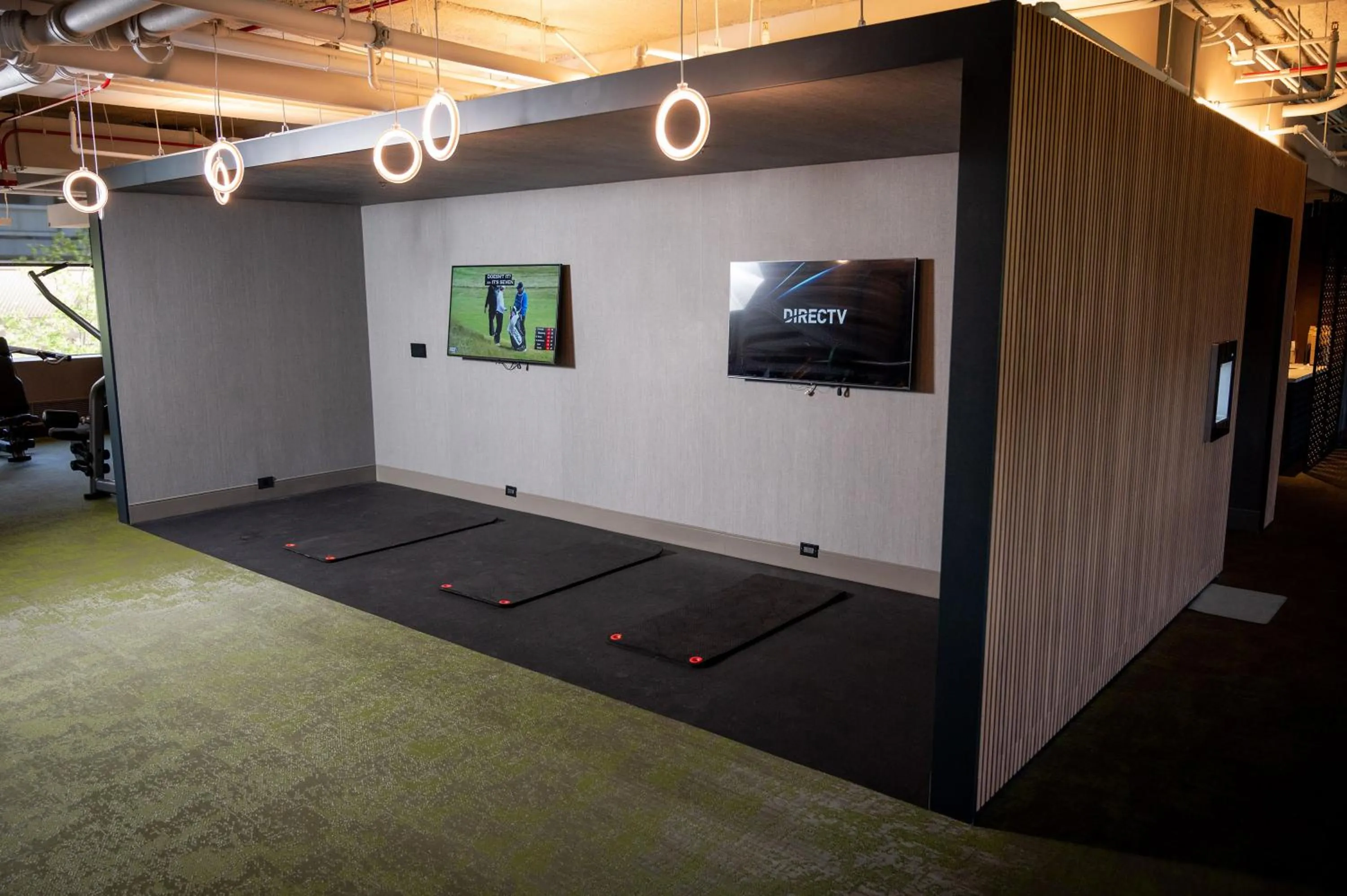 Fitness centre/facilities in Hilton Chicago O'Hare Airport