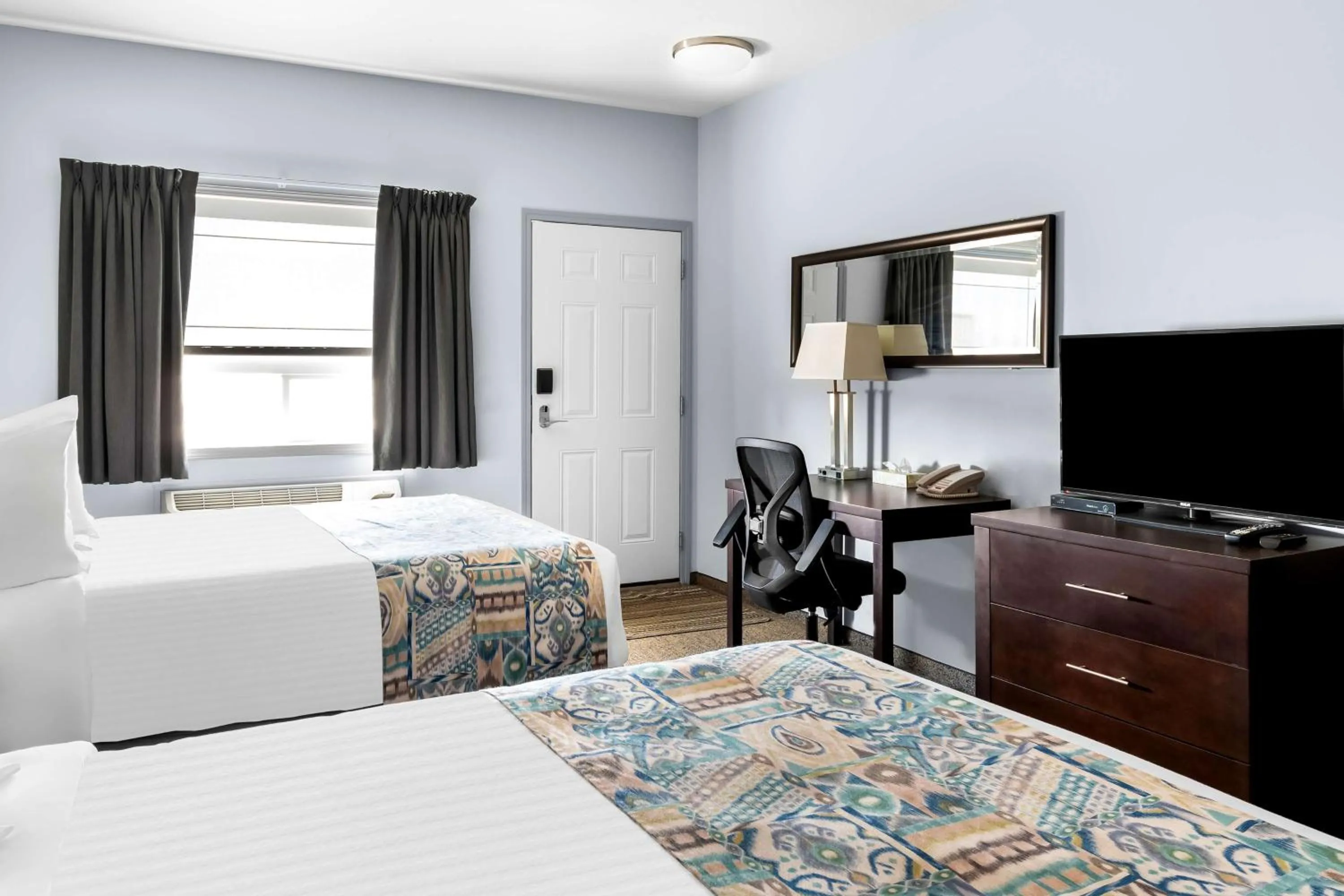 Bedroom, Bed in SureStay Studio by Best Western Hardisty