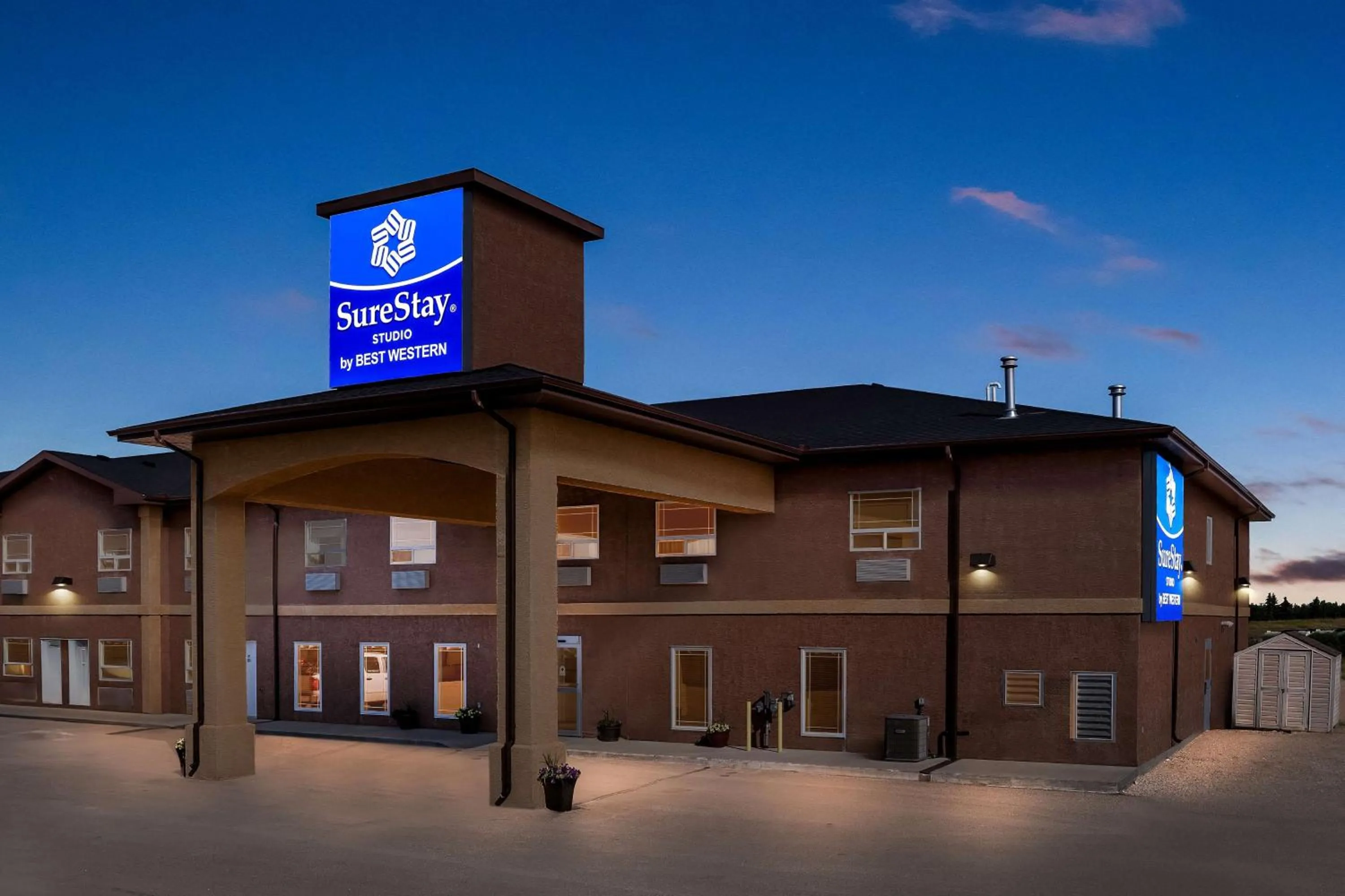 Property building in SureStay Studio by Best Western Hardisty