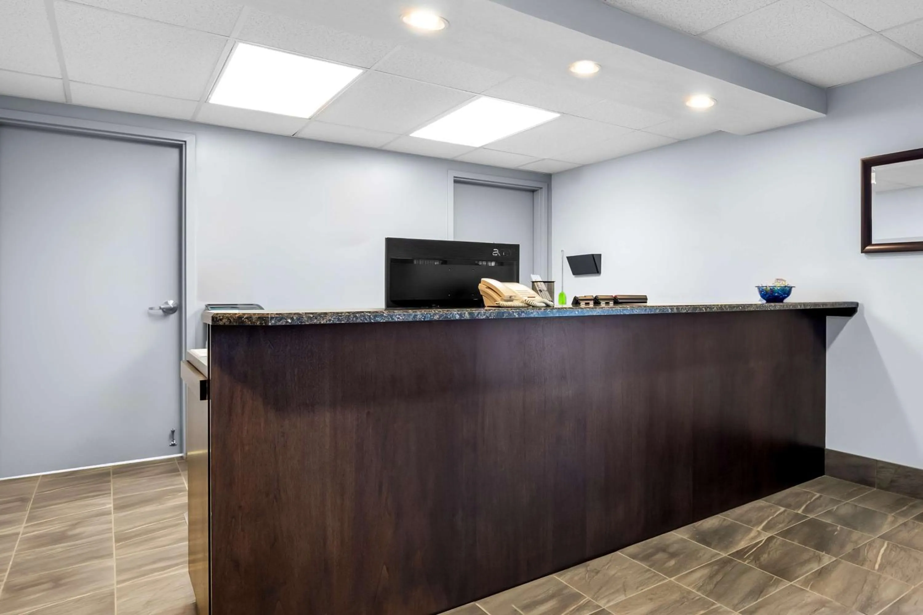 Lobby or reception in SureStay Studio by Best Western Hardisty