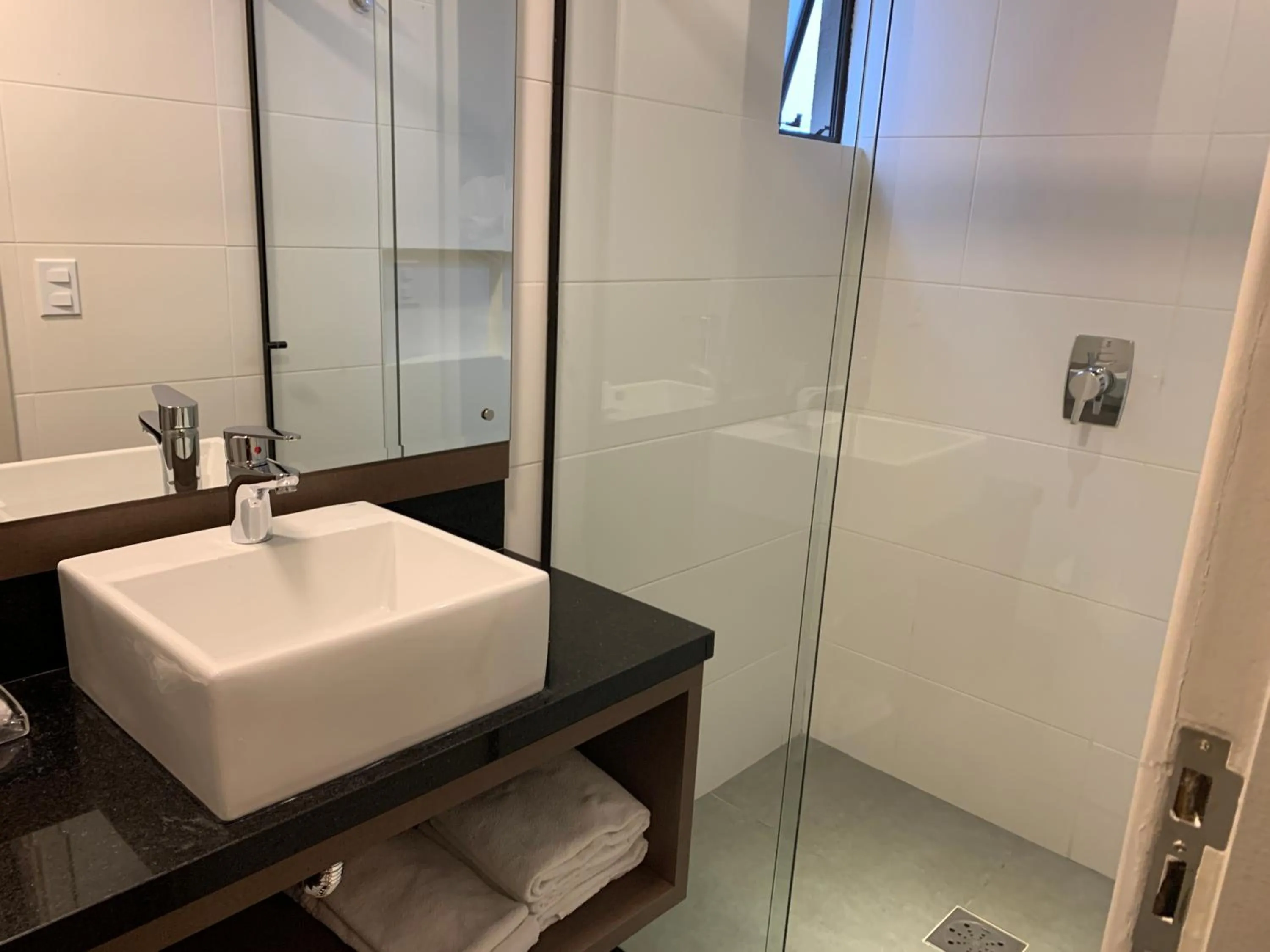 Toilet in Hotel Farol da Ilha