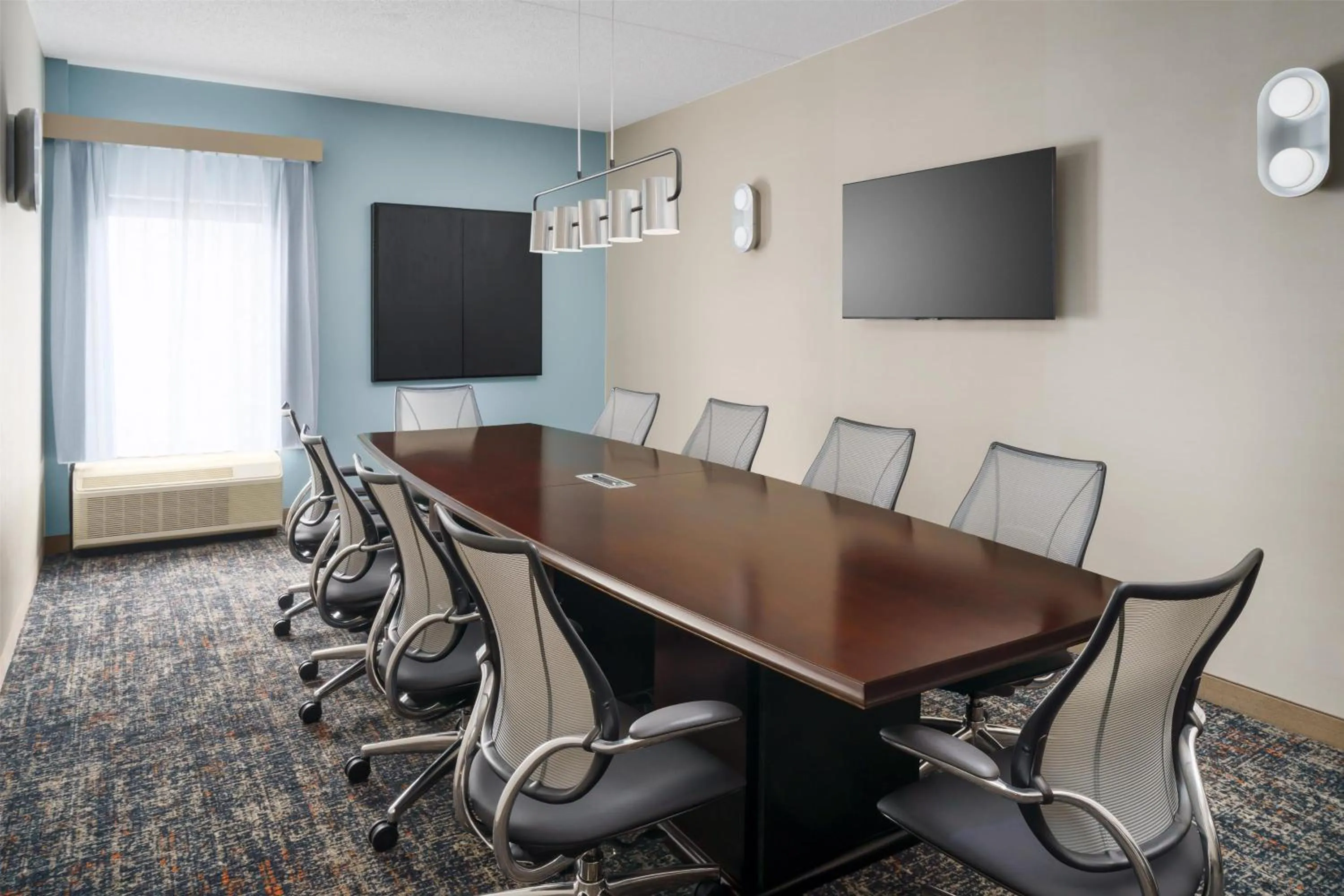 Meeting/conference room in Hampton Inn Chicago-Midway Airport