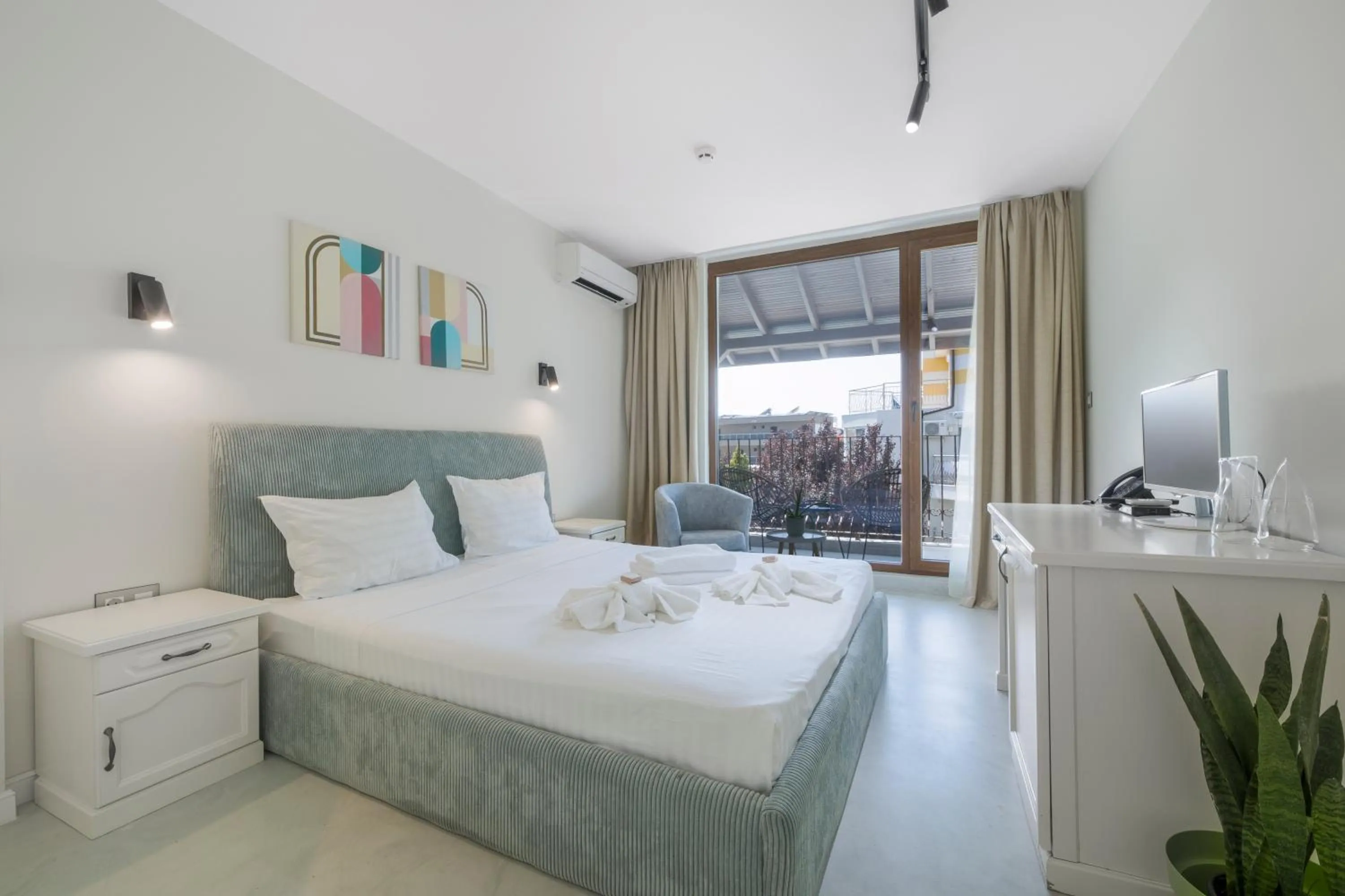 Bed in Relax Sozopol