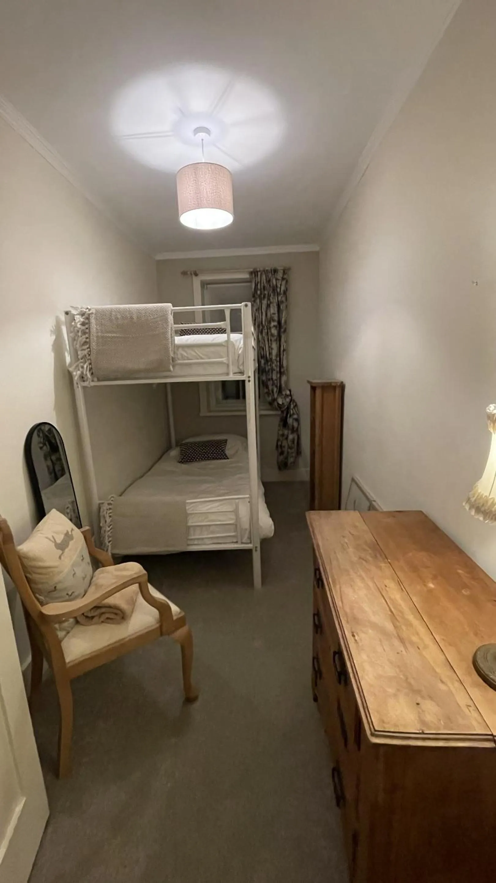 Bedroom, Bed in Tan Y Cytiau