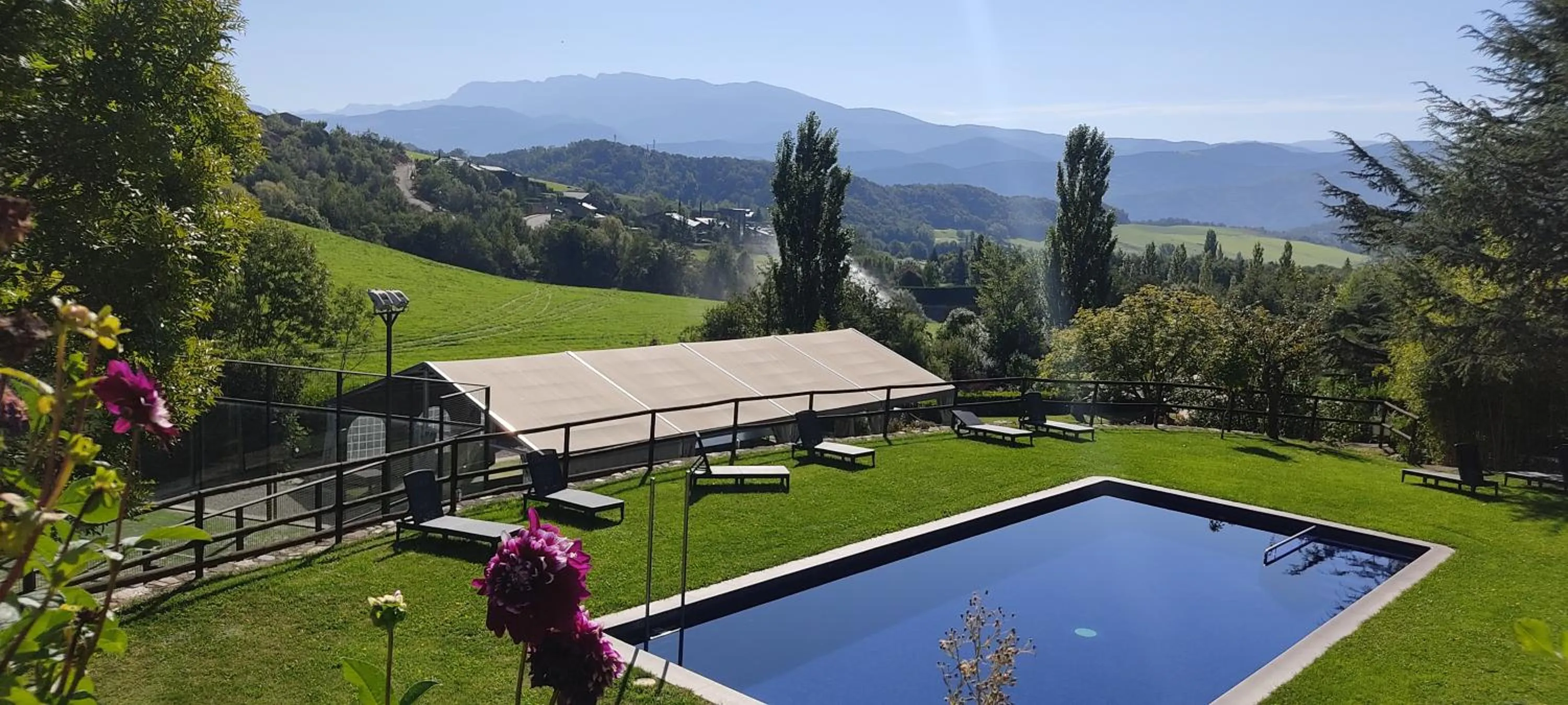 Swimming pool in Mas D'en Roqueta