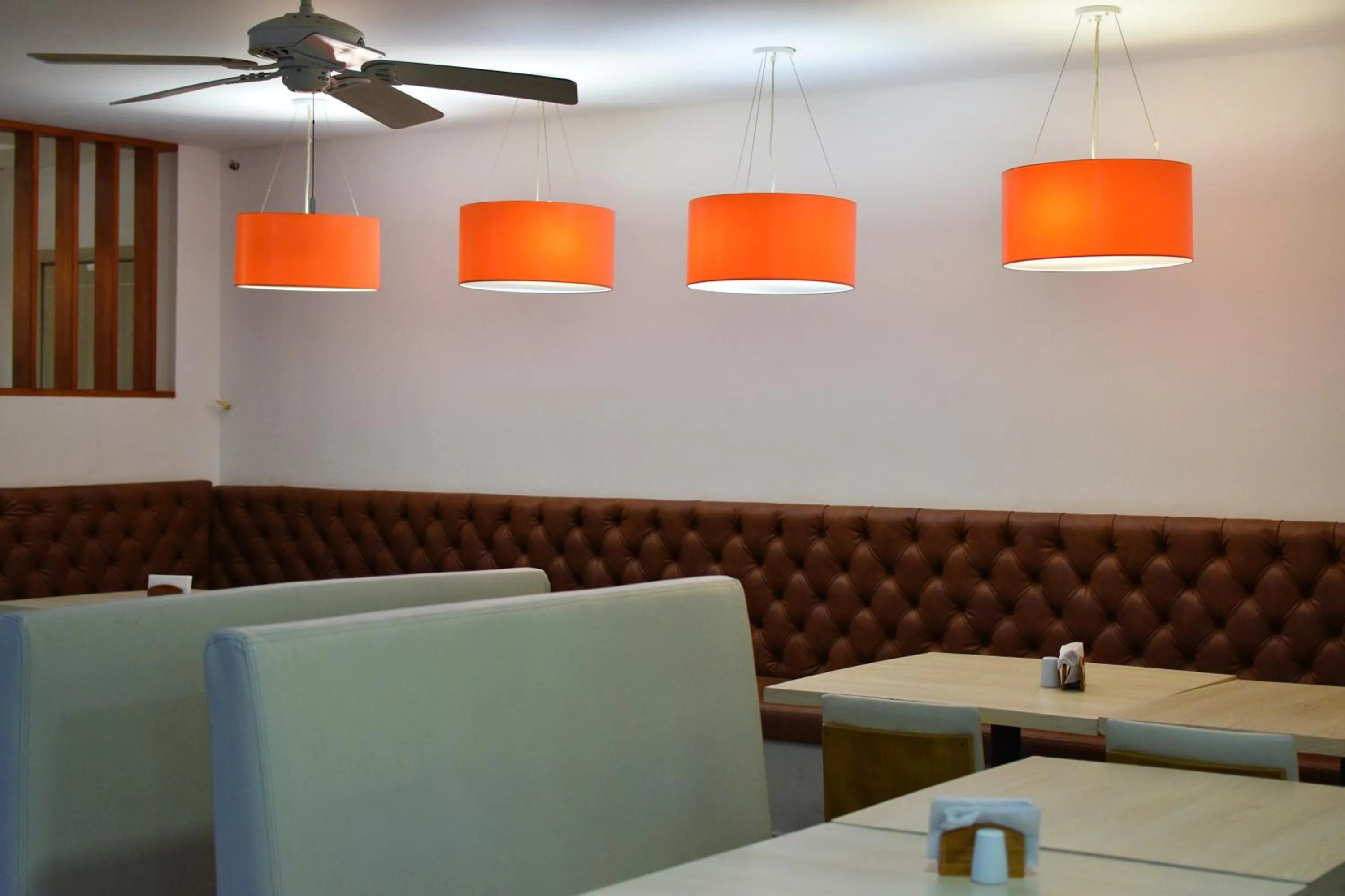 Seating area in Hotel La Riviera