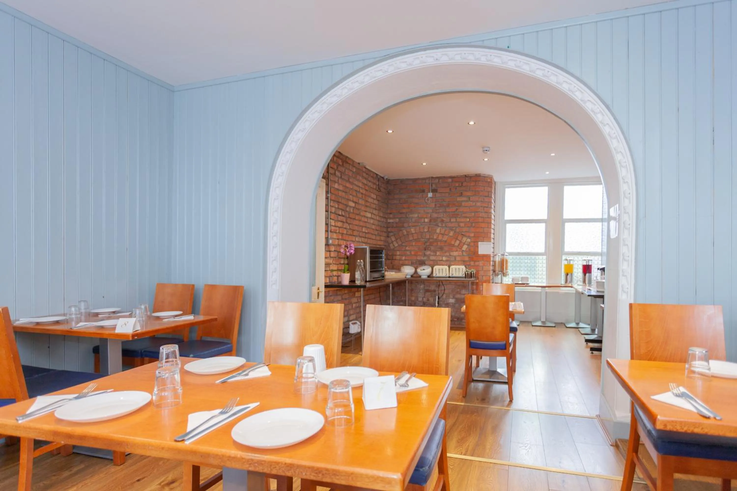 Breakfast in Botanic Rest Queens Quarter