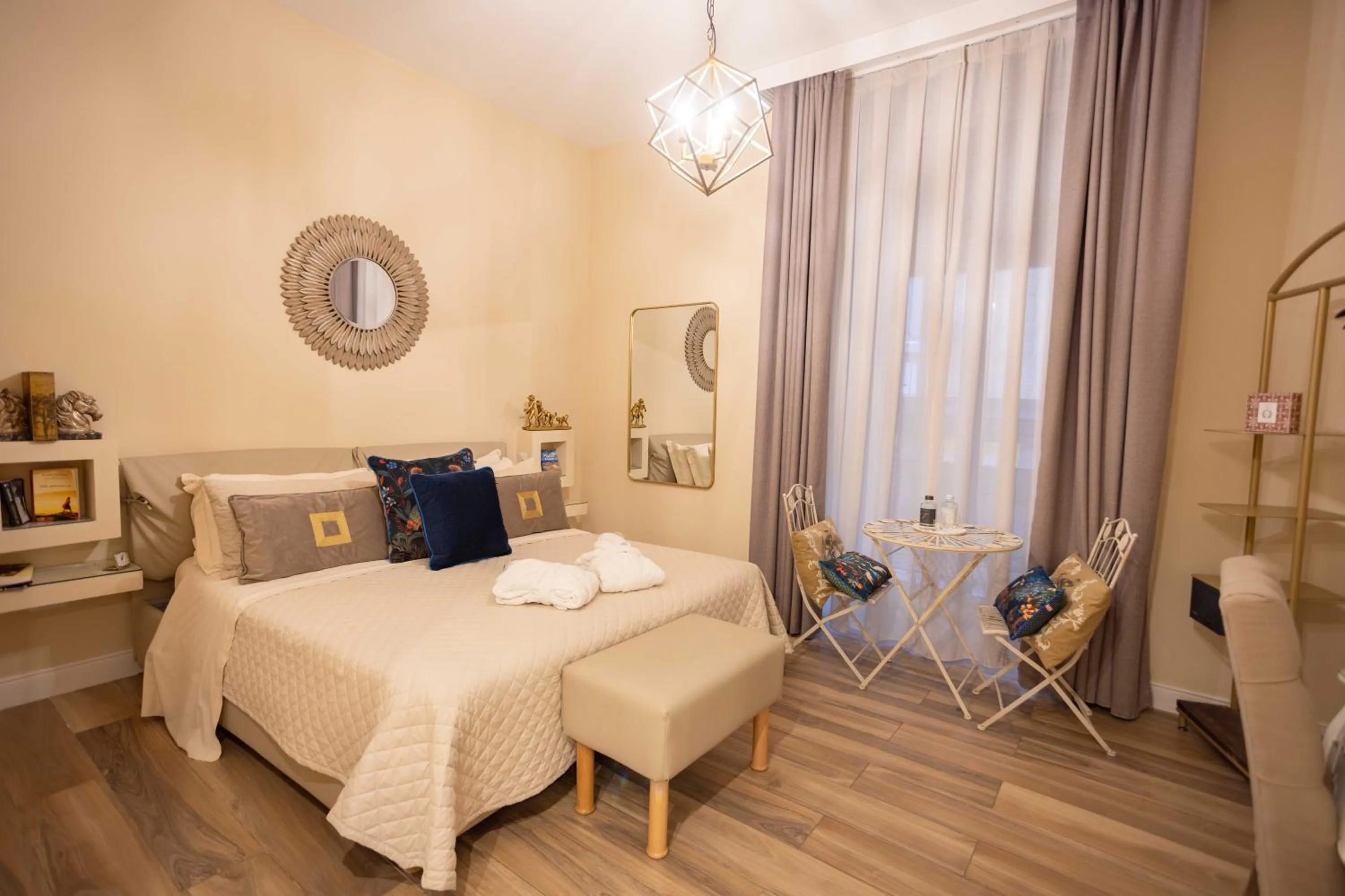 Bed in Domus Deorum Deluxe