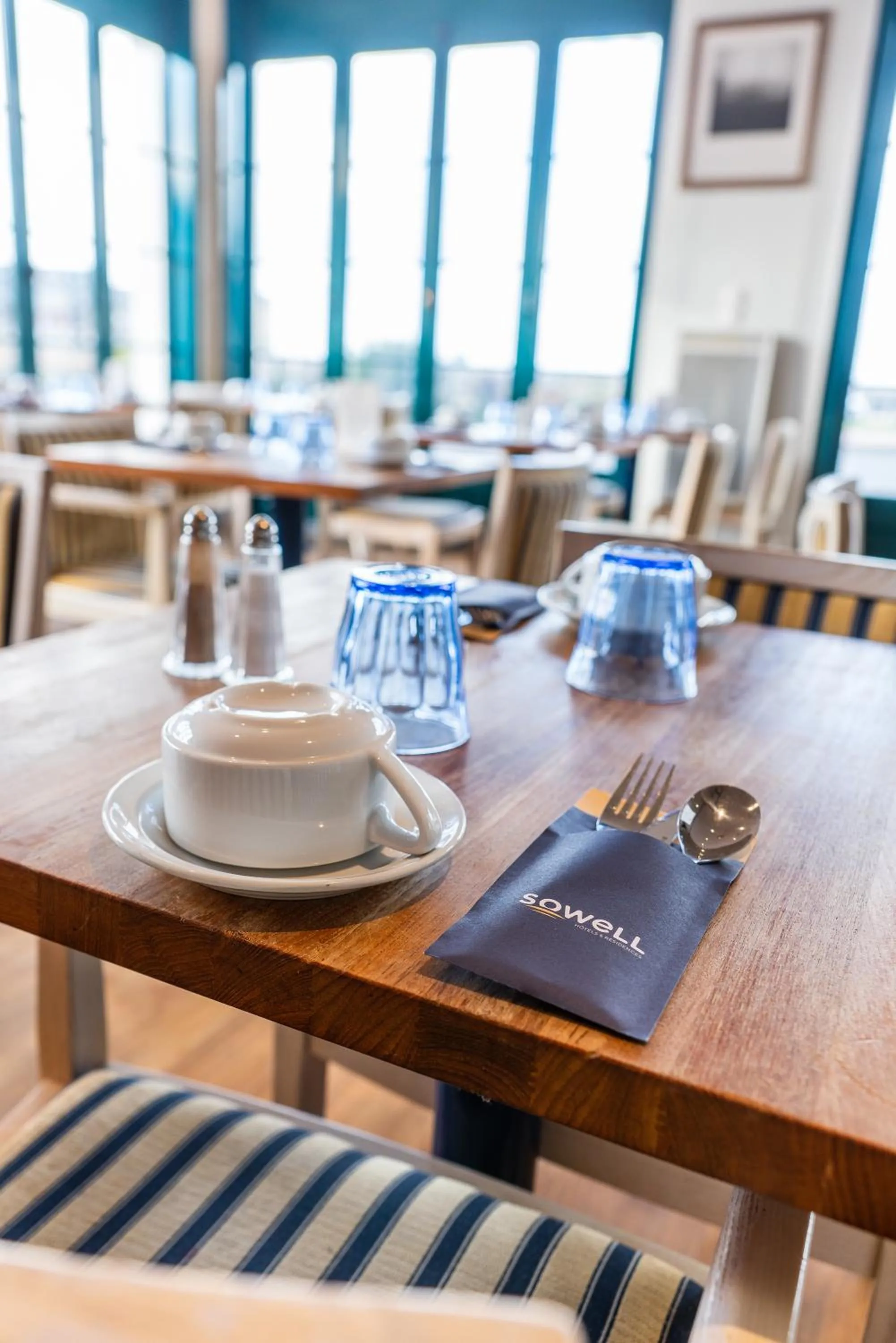 Breakfast in SOWELL RESIDENCES Le Port