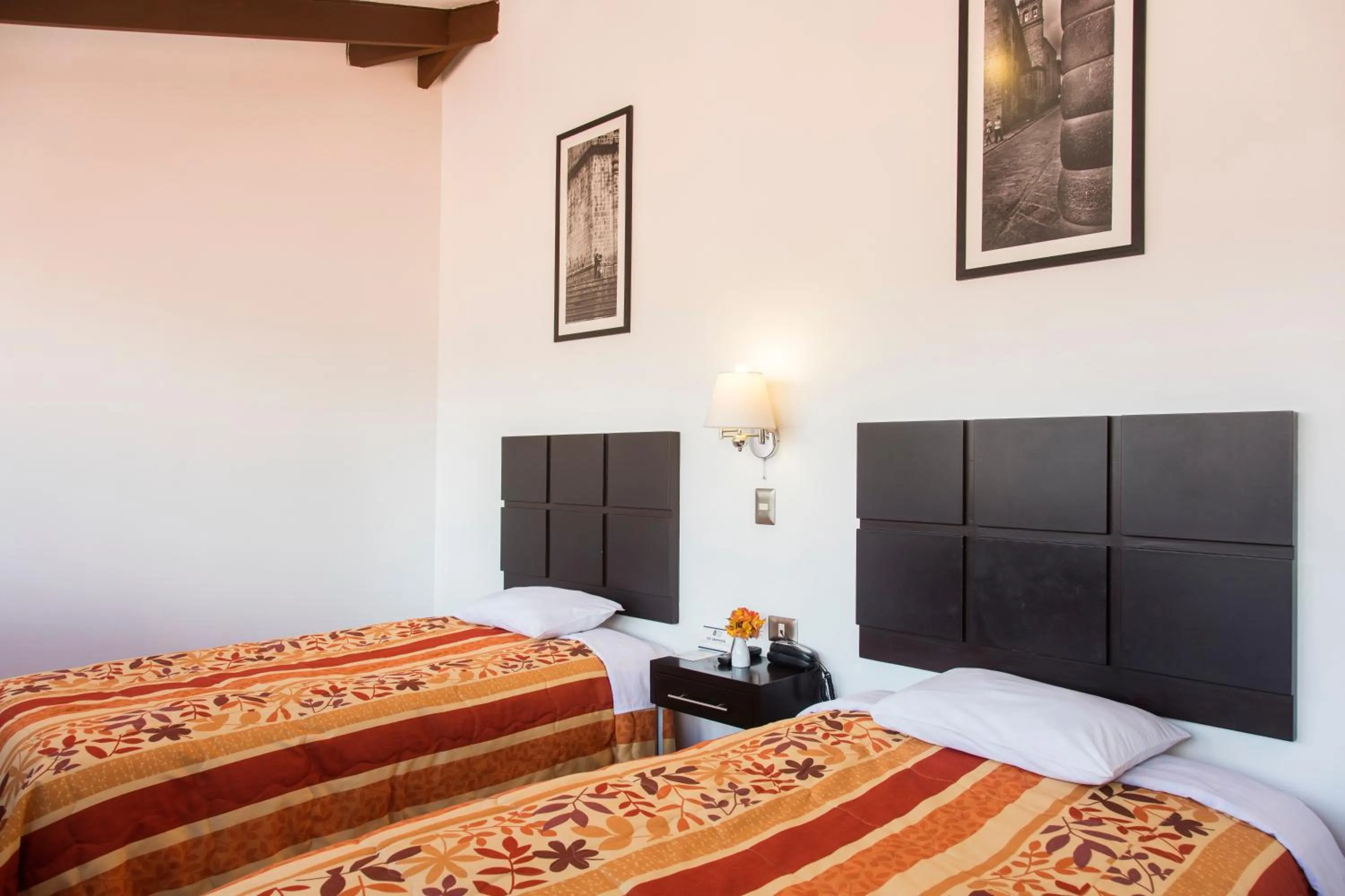 Bed in Hostal & Apartments El Triunfo