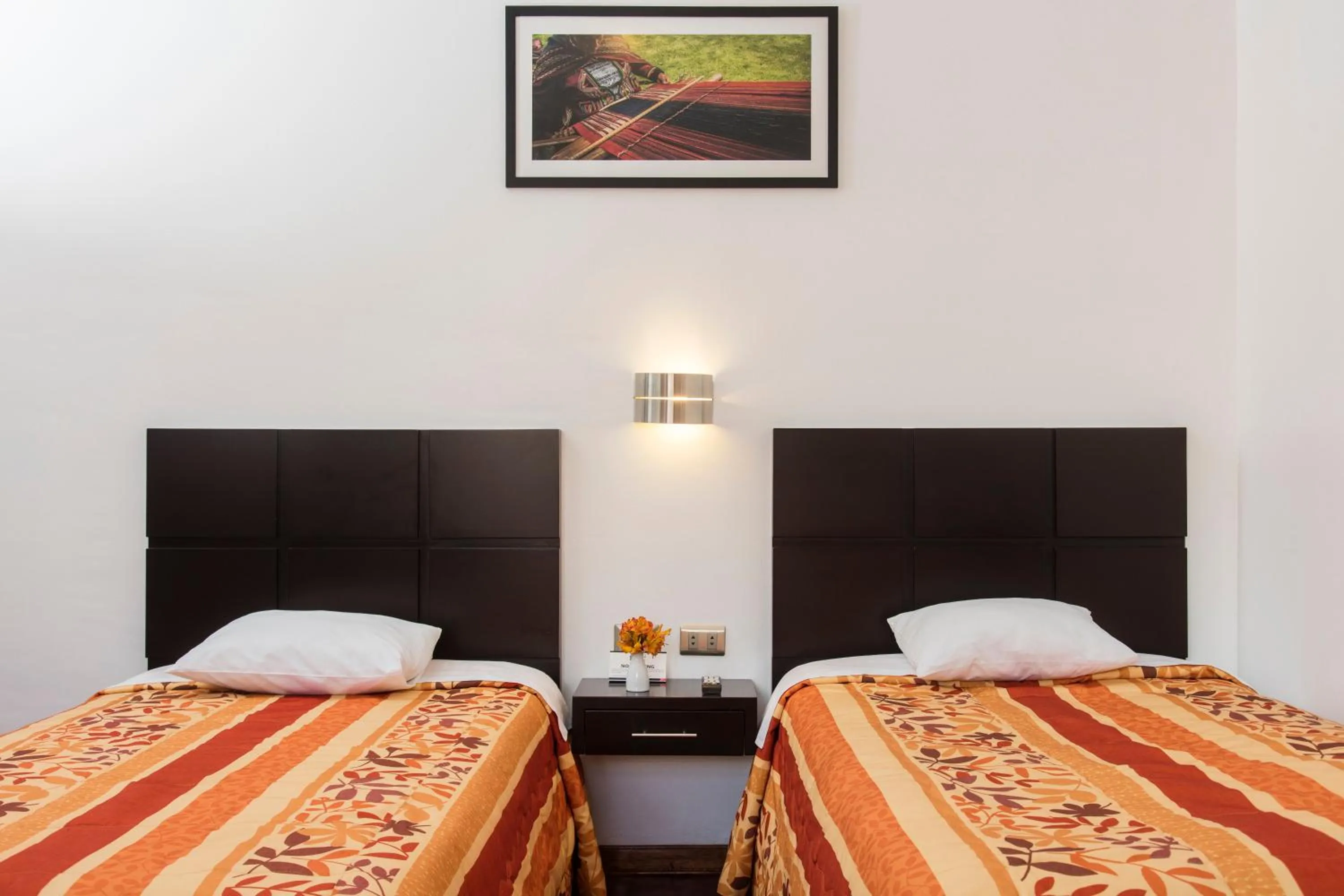 Bed in Hostal & Apartments El Triunfo