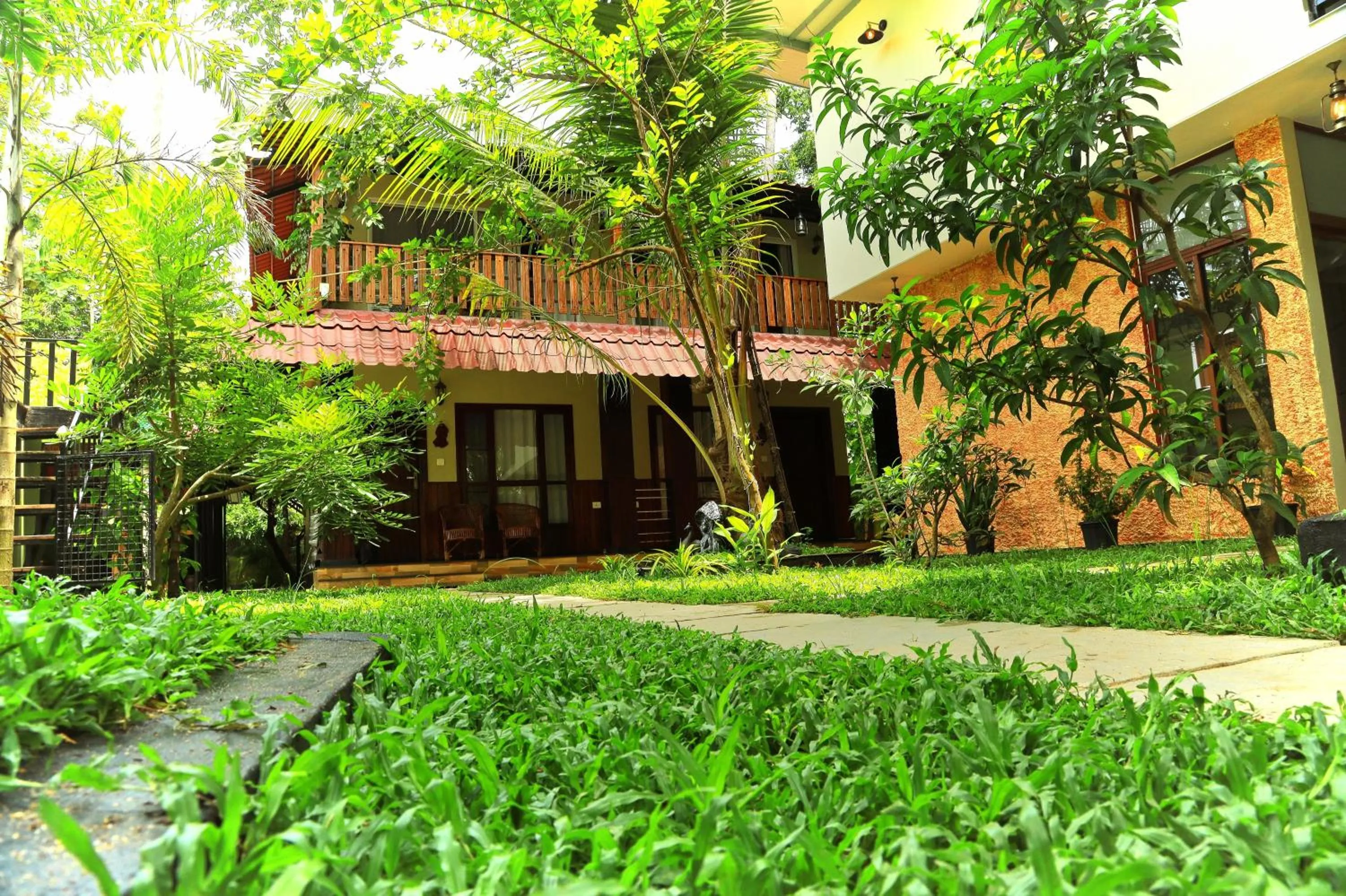 Lakefront Beach Homes